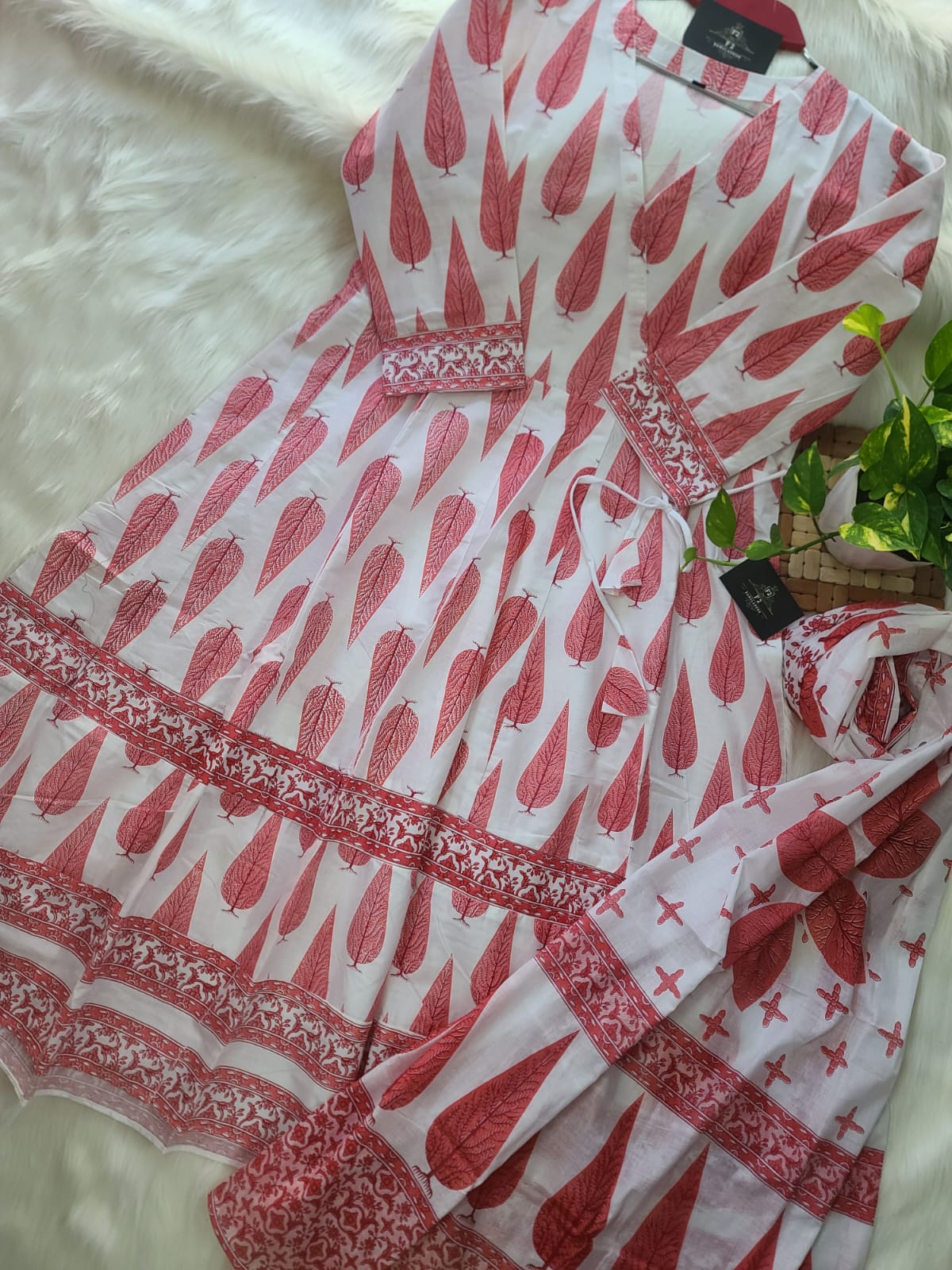 নিউ ব্লক স্কিন প্রিন্টেড পিওর কটন আনারকলি গাউন টু-পিস_img_1