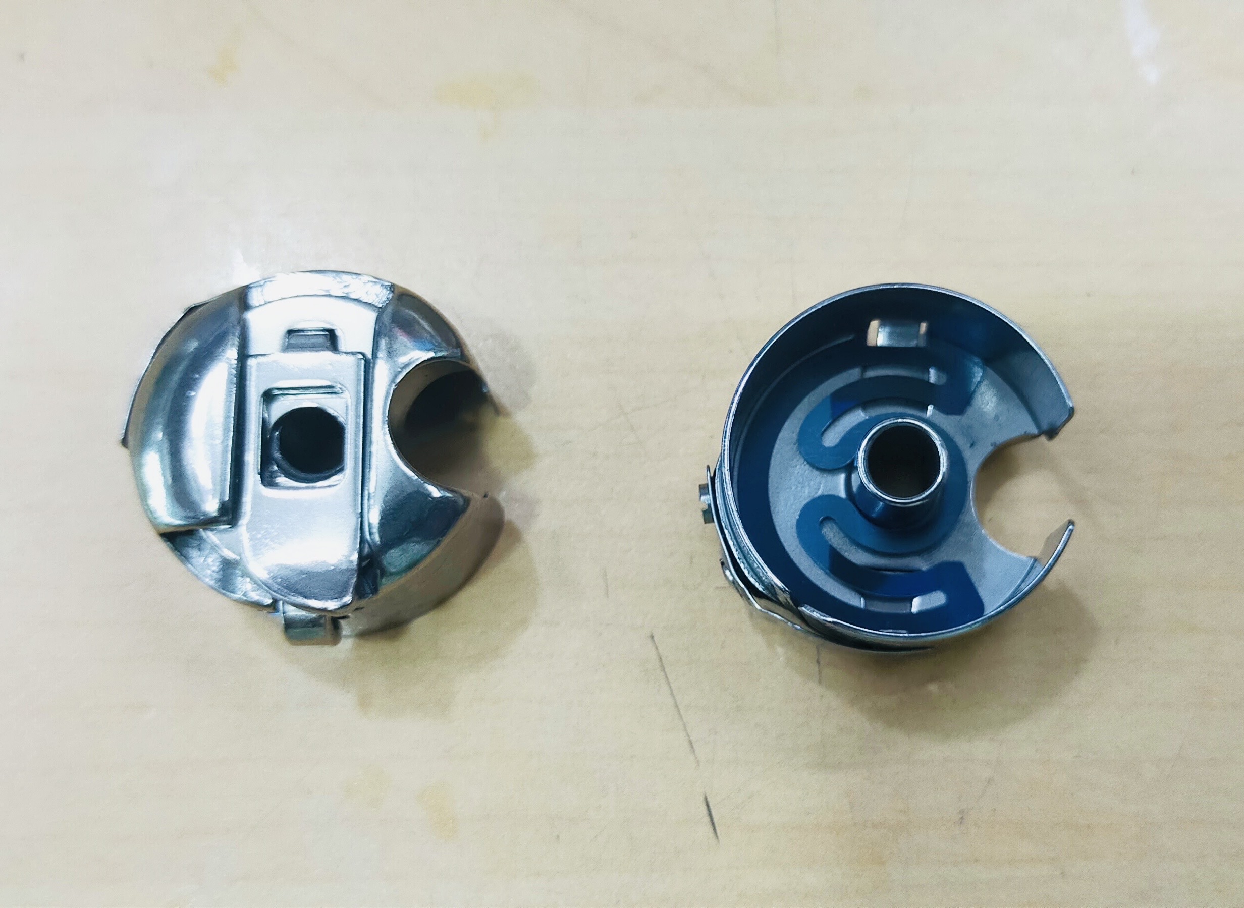 Sewing machine Bobbin Case_img_1