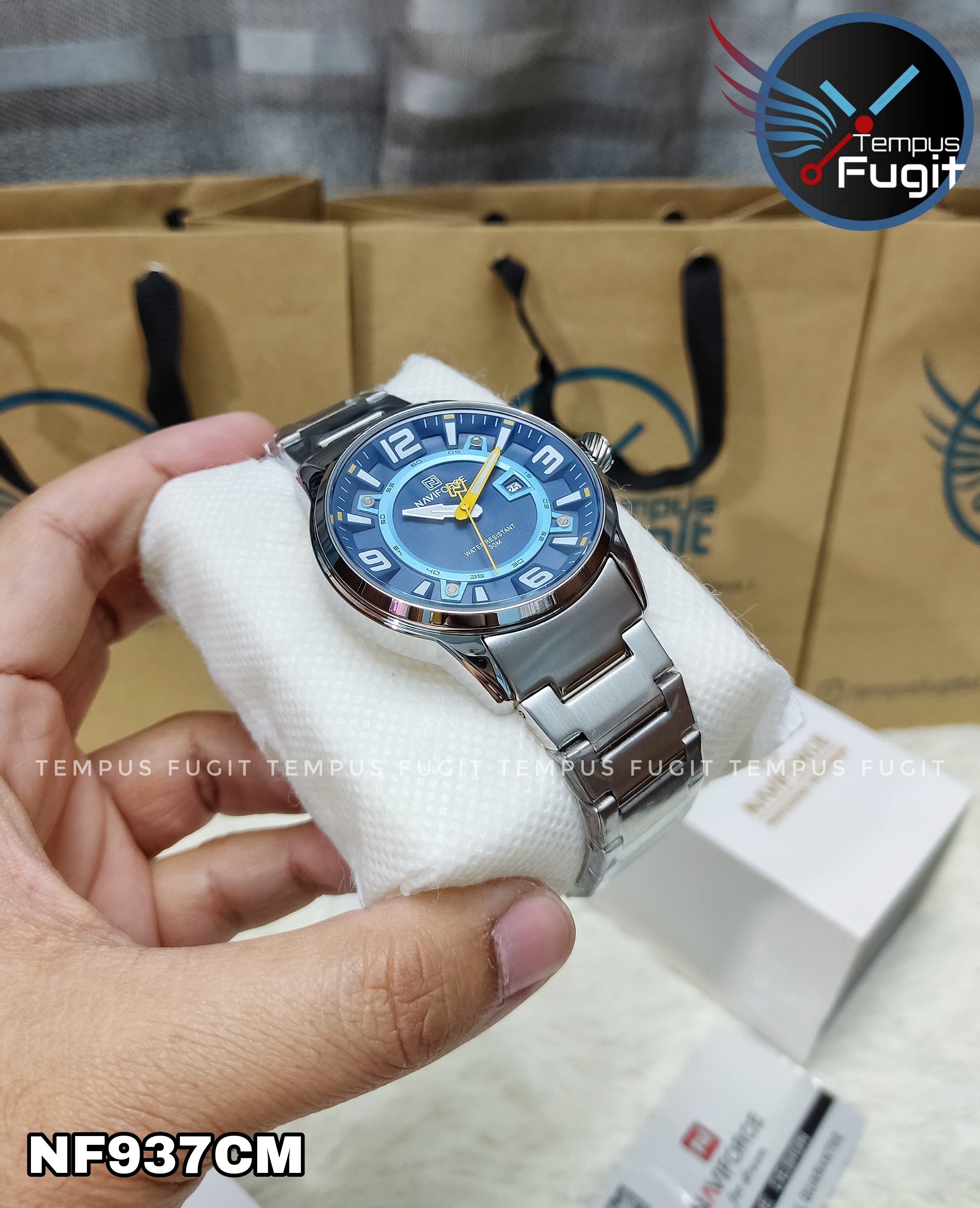 Naviforce 8044 Gents Chain Watch - Blue Dial- Silver Bezel- Silver Chain- TF Code NF937CM_img_6