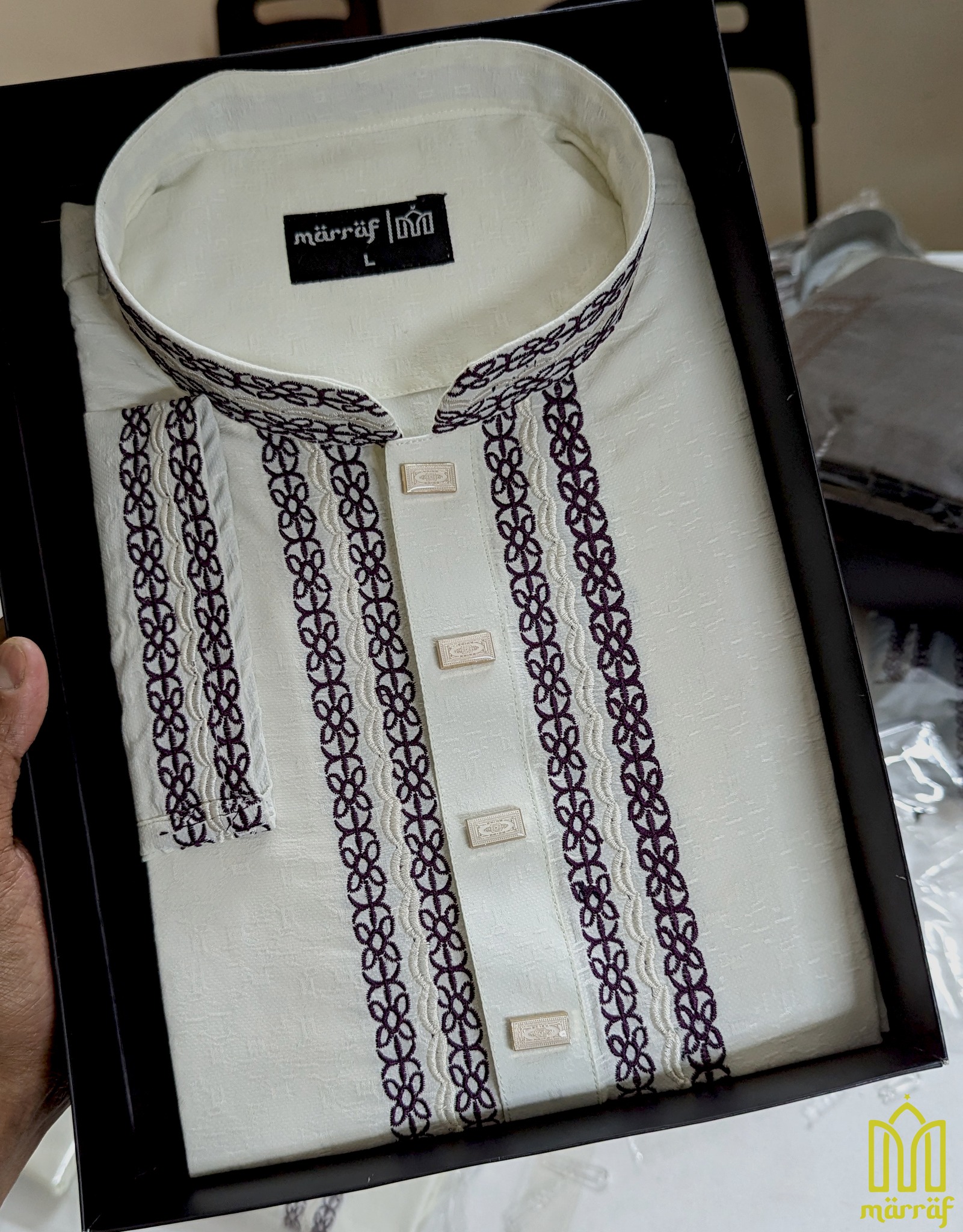 𝐄𝐭𝐡𝐞𝐫𝐞𝐚𝐥 𝐒𝐨𝐟𝐭 𝐂𝐫𝐞𝐚𝐦 𝐂𝐨𝐭𝐭𝐨𝐧 𝐏𝐚𝐧𝐣𝐚𝐛𝐢 𝐰𝐢𝐭𝐡 𝐃𝐞𝐥𝐢𝐜𝐚𝐭𝐞 𝐄𝐦𝐛𝐫𝐨𝐢𝐝𝐞𝐫𝐲_img_1