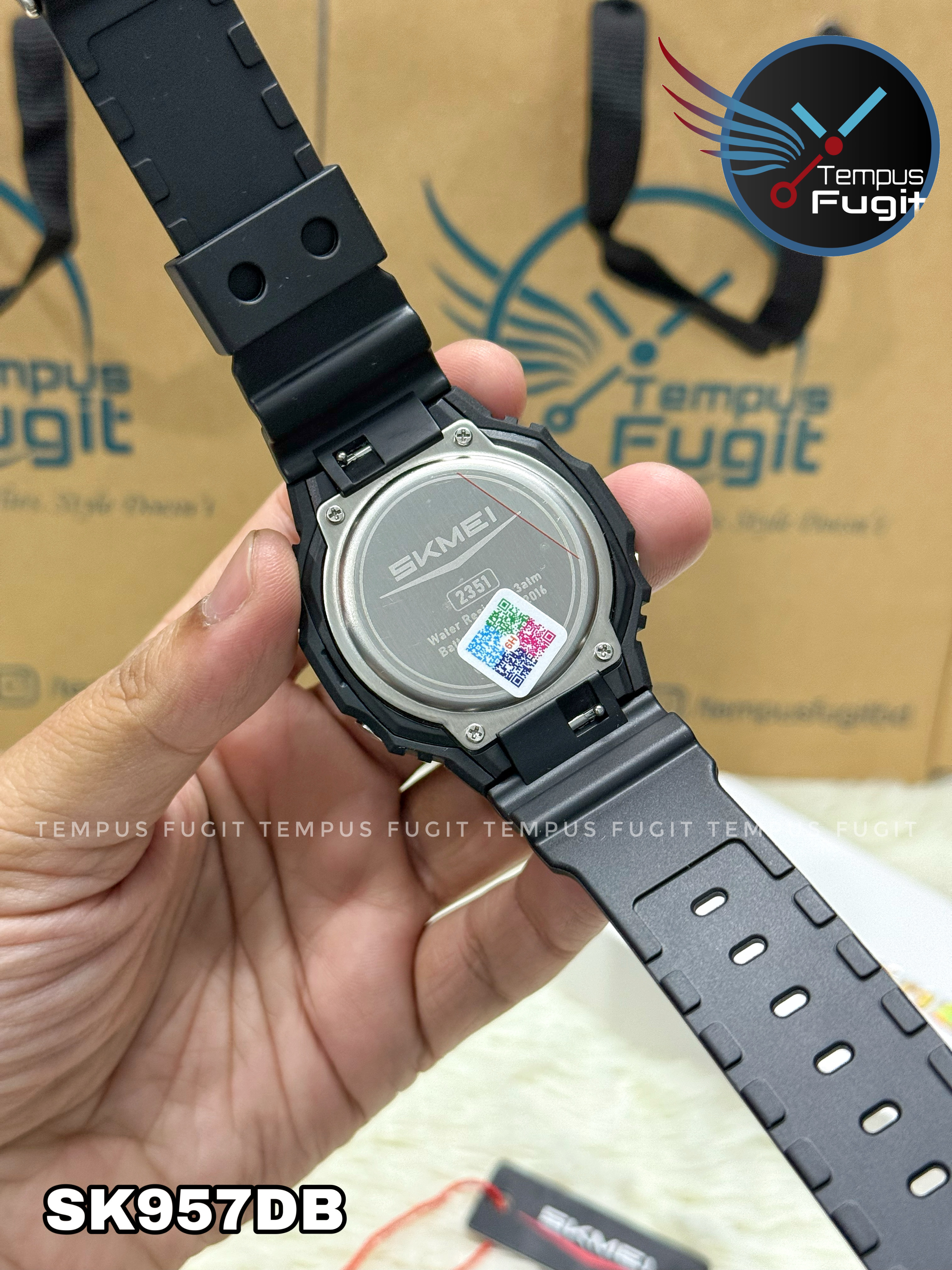 SKMEI 2351 Analogue+Digital Silicone Strap Sports Watch- Black Dial with Silver Markings- Black Bezel- Black Strap- TF Code SK957DB_img_16