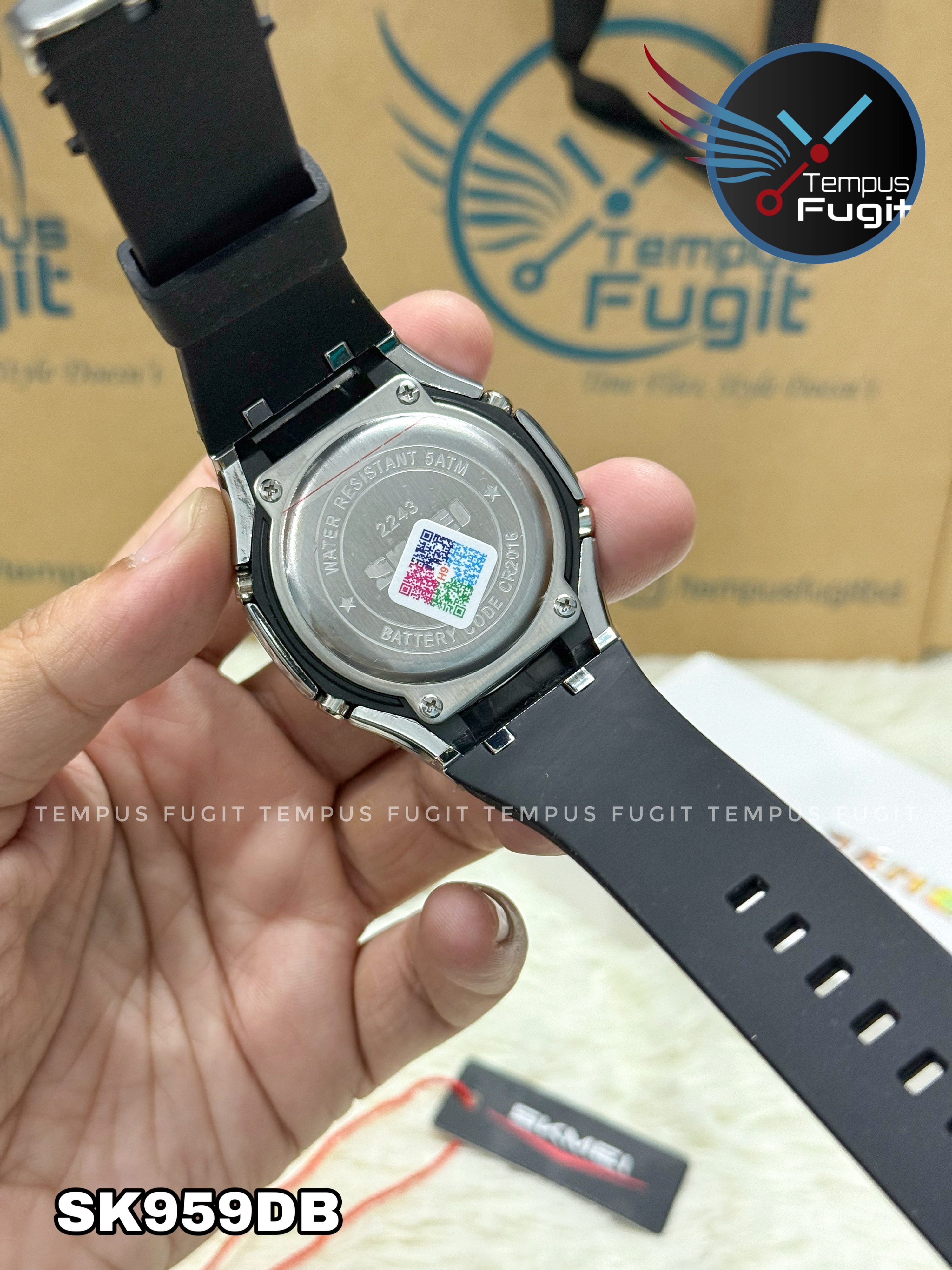 SKMEI 2243 Analogue+Digital Silicone Strap Sports Watch- Black Dial with White Markings- Silver Bezel- Black Strap- TF Code SK959DB_img_15