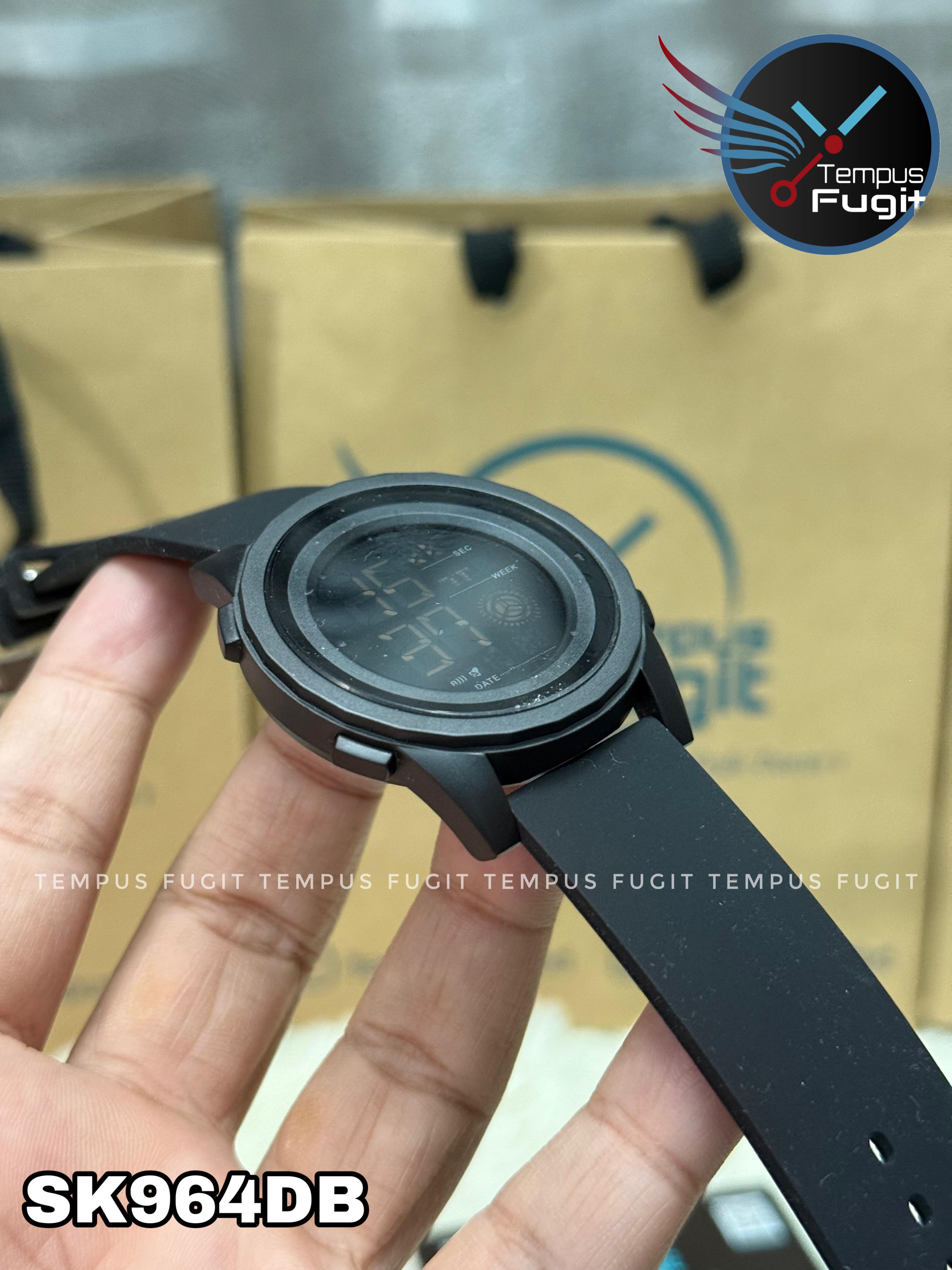 SKMEI 2082 Digital Silicone Sports Watch- Black Dial- Black Bezel- Black Strap- TF Code SK964DB_img_10