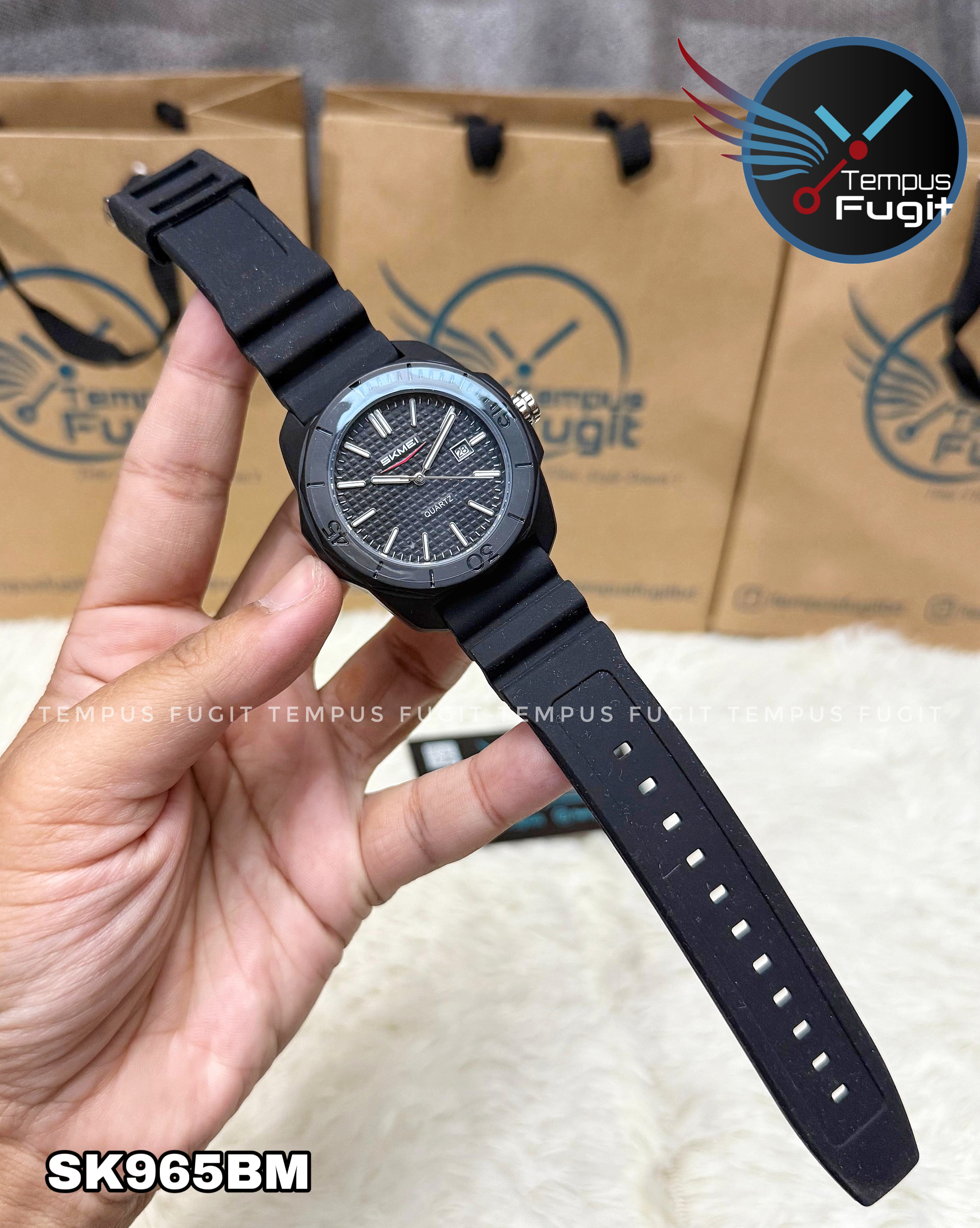 SKMEI 2393 Analogue Silicone Sports Watch- Black (Patterned) Dial- Black Bezel- Black Strap- TF Code SK965BM_img_8