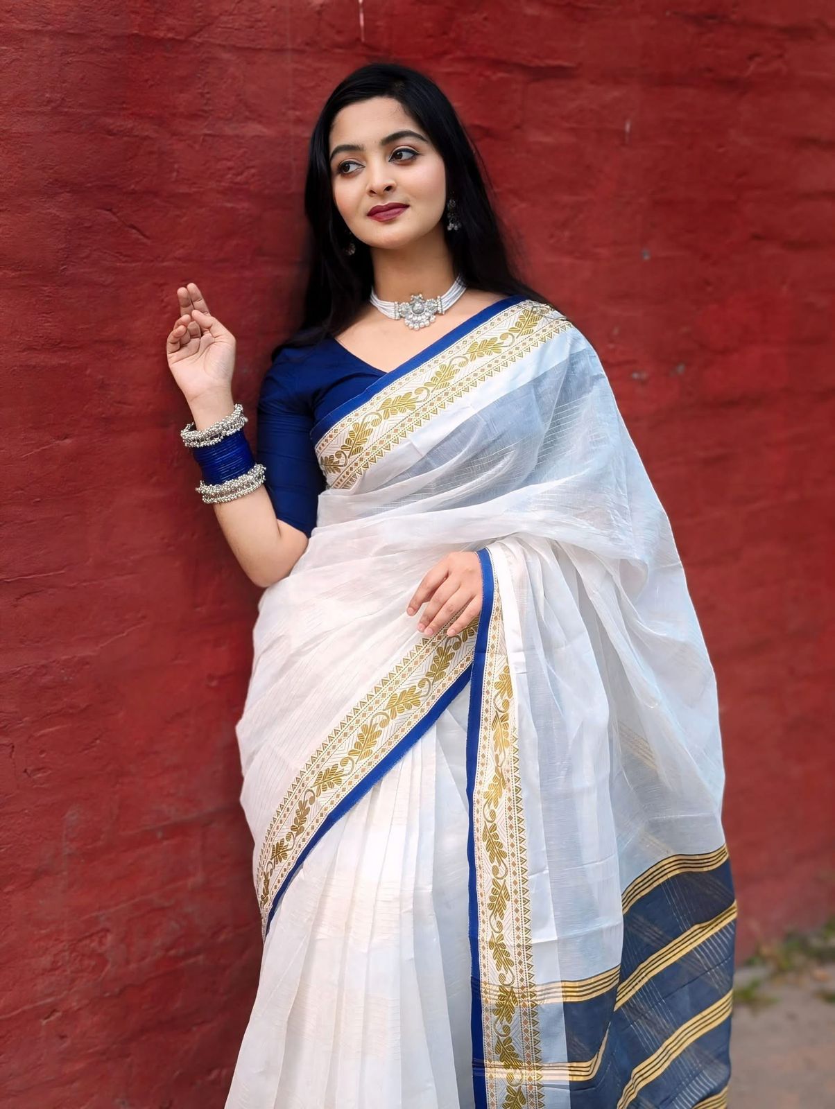 Handloom white golden par saree_img_1