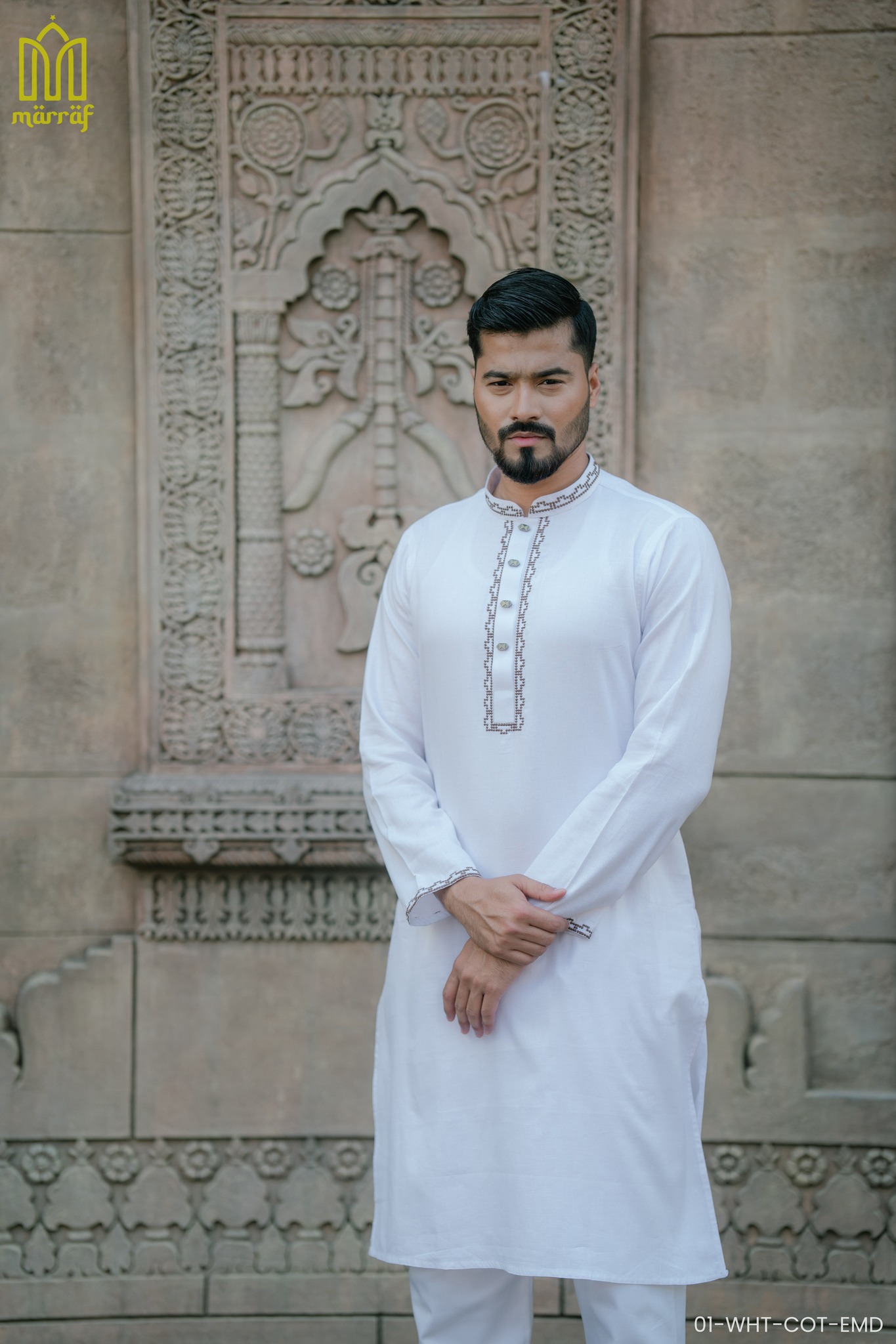 𝐂𝐥𝐚𝐬𝐬𝐢𝐜 𝐖𝐡𝐢𝐭𝐞 𝐂𝐨𝐭𝐭𝐨𝐧 𝐏𝐚𝐧𝐣𝐚𝐛𝐢 𝐰𝐢𝐭𝐡 𝐄𝐥𝐞𝐠𝐚𝐧𝐭 𝐄𝐦𝐛𝐫𝐨𝐢𝐝𝐞𝐫𝐲_img_3