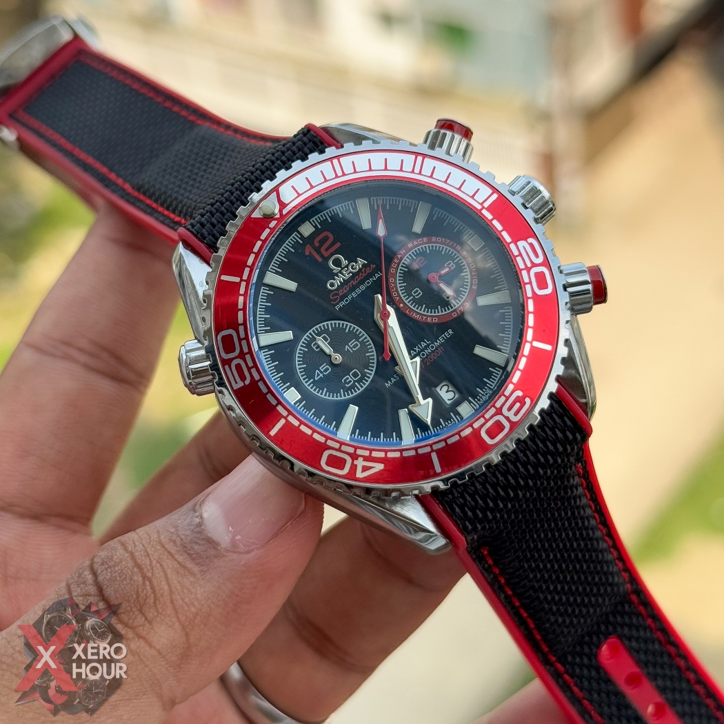 Omega seamaster Chronograph | Nylon strap | Red bezel
