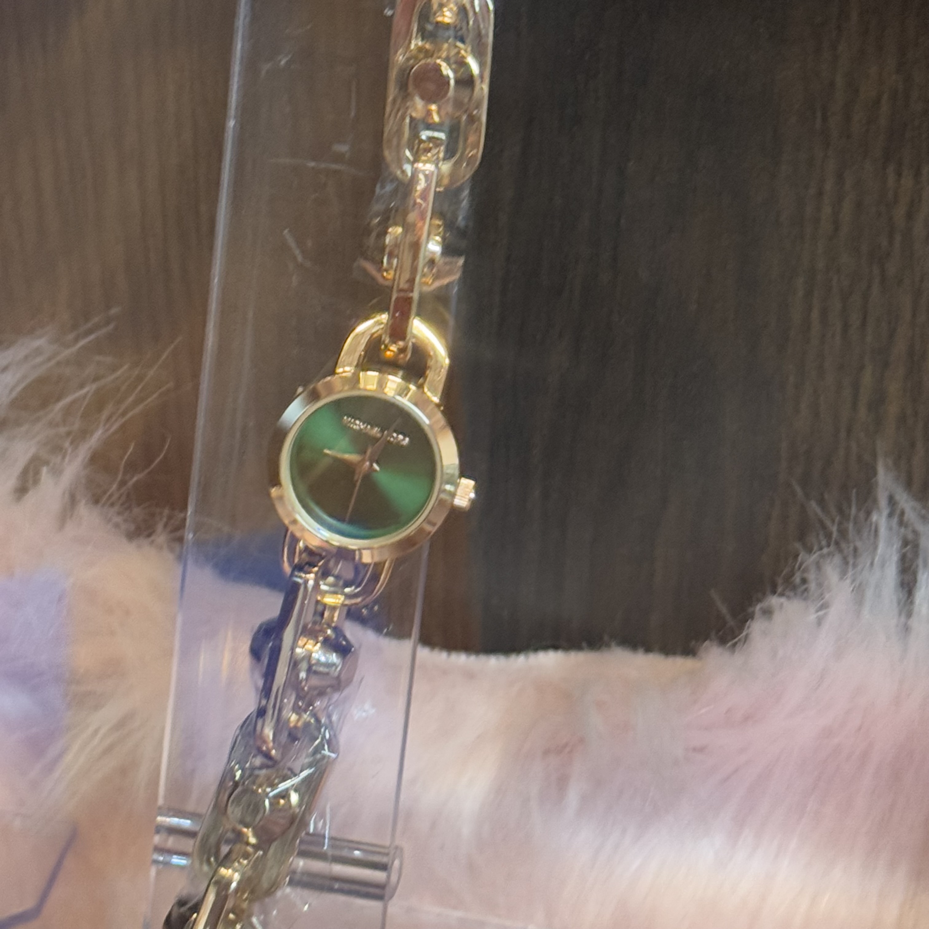 MK chain style rose gold Green