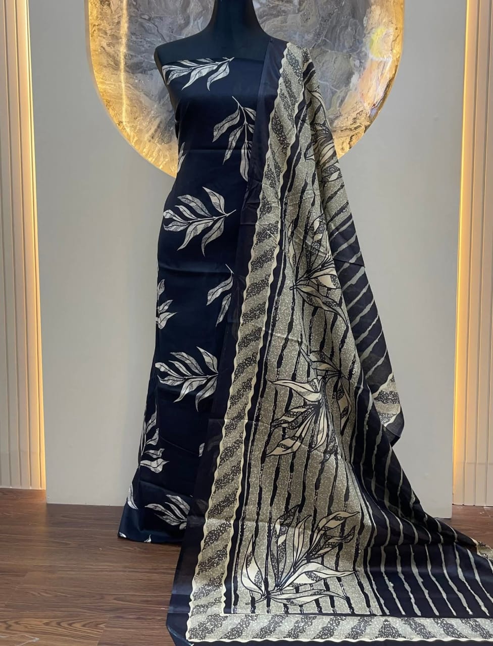 প্রিমিয়াম জয়পুরি থ্রি পিস -(Unstitched)_img_1