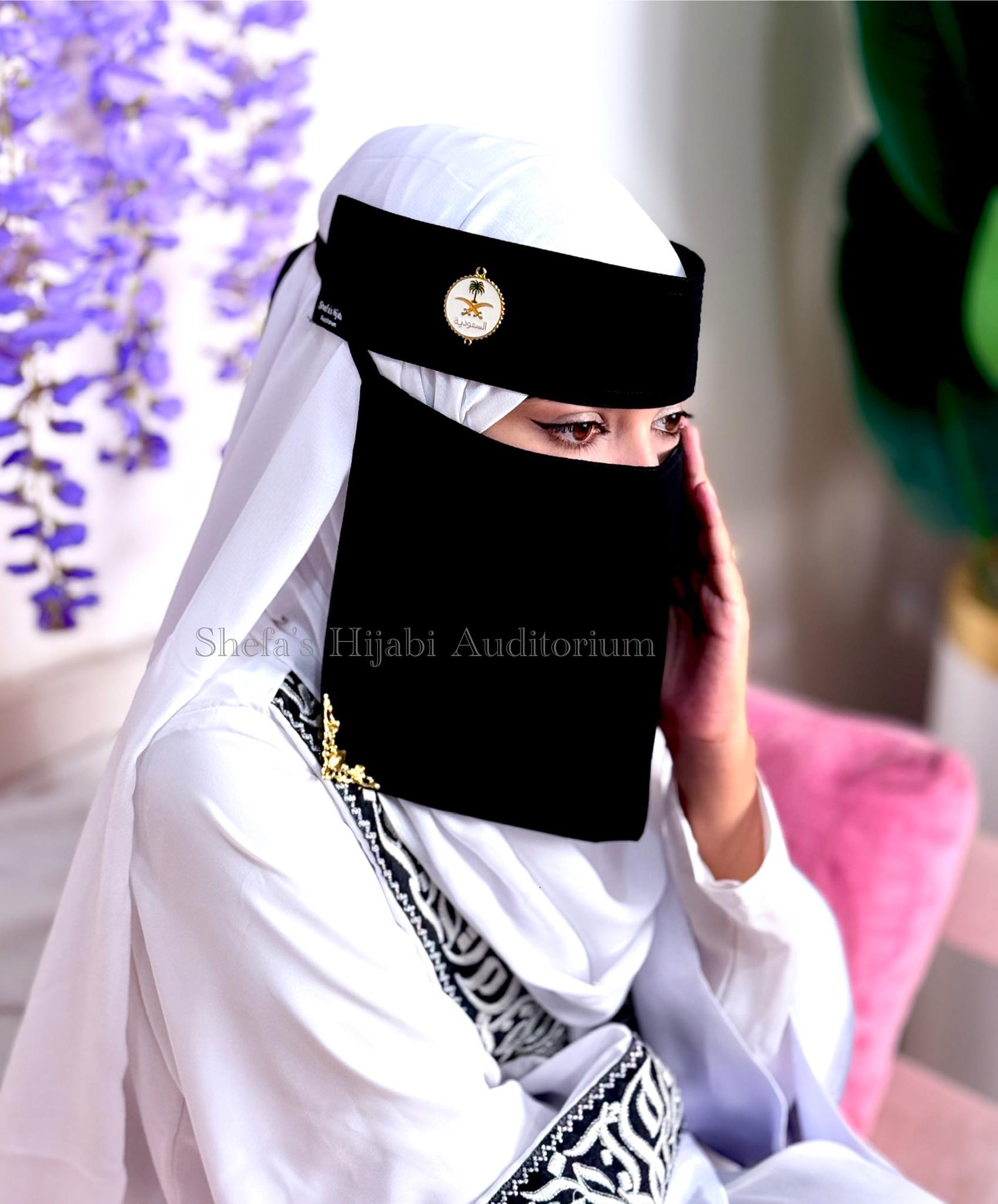 Saudi Symblol Nikab 2_img_1