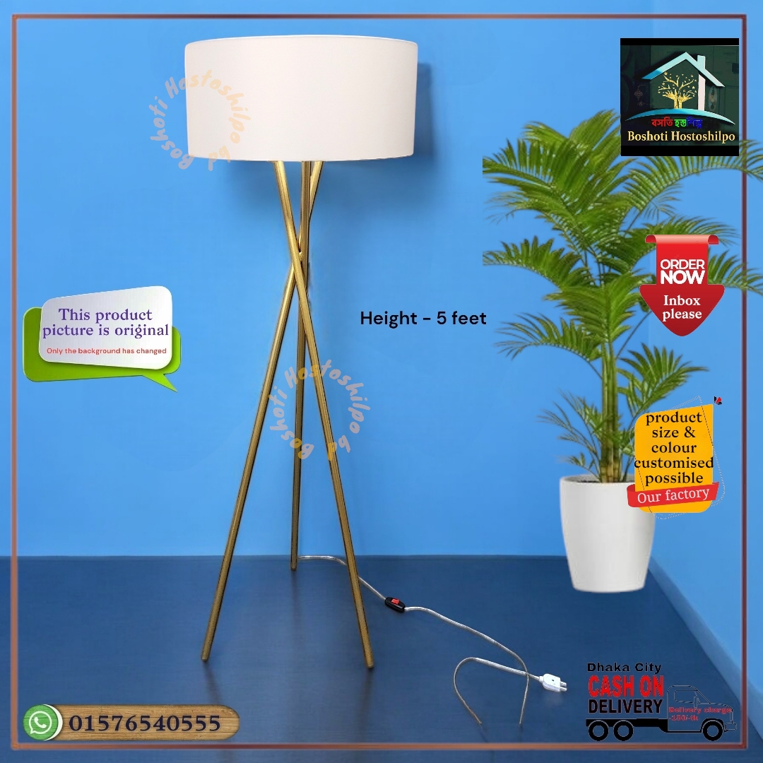 Iron Corner stand lamp._img_0