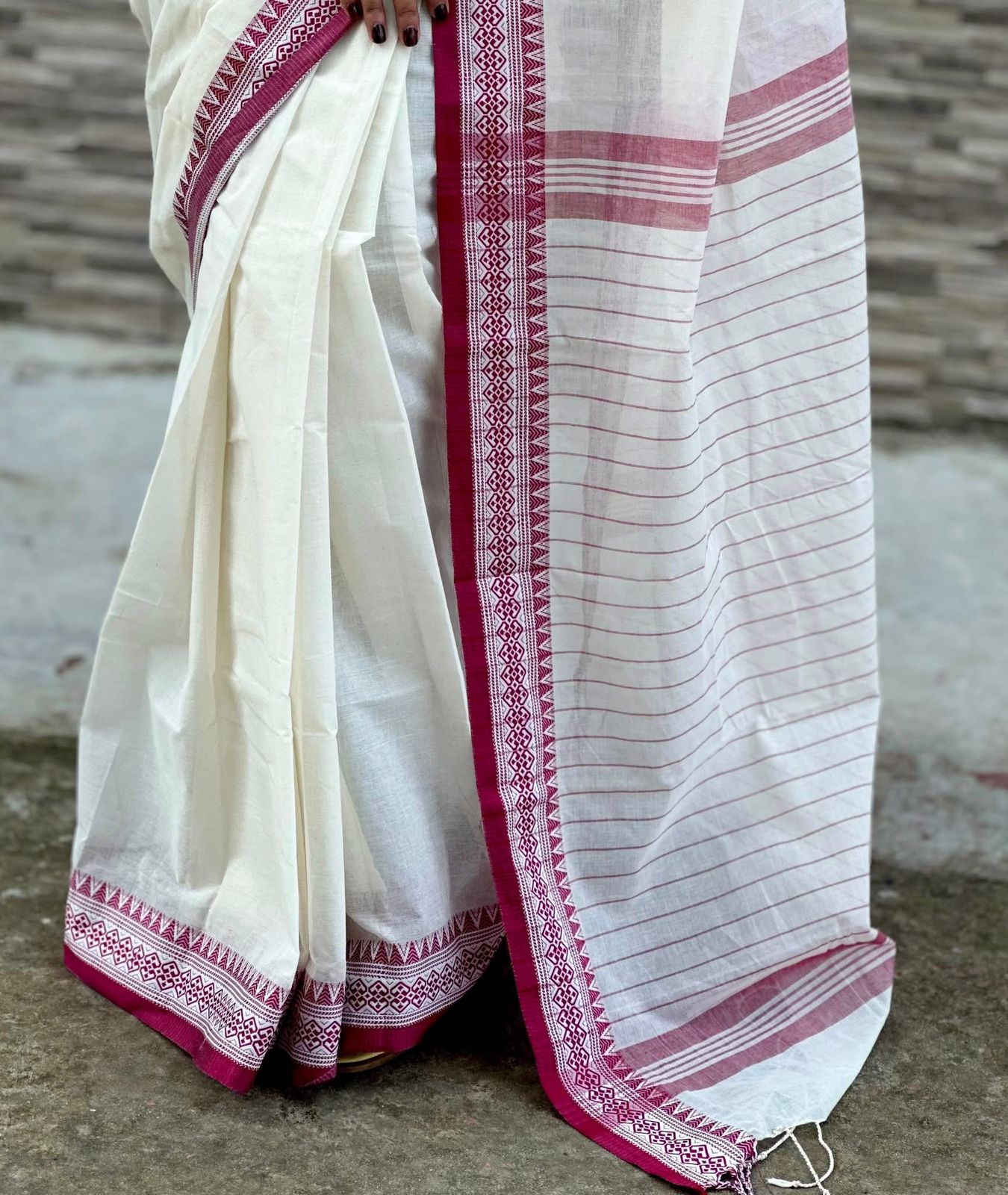 Handloom white maroon par saree_img_4