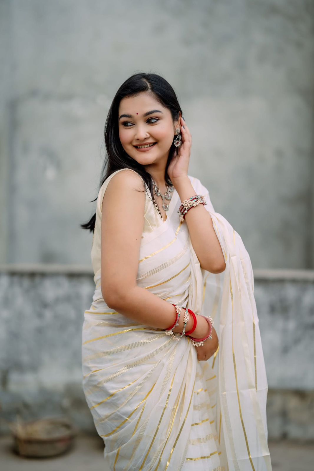 Handloom white jori work saree_img_2