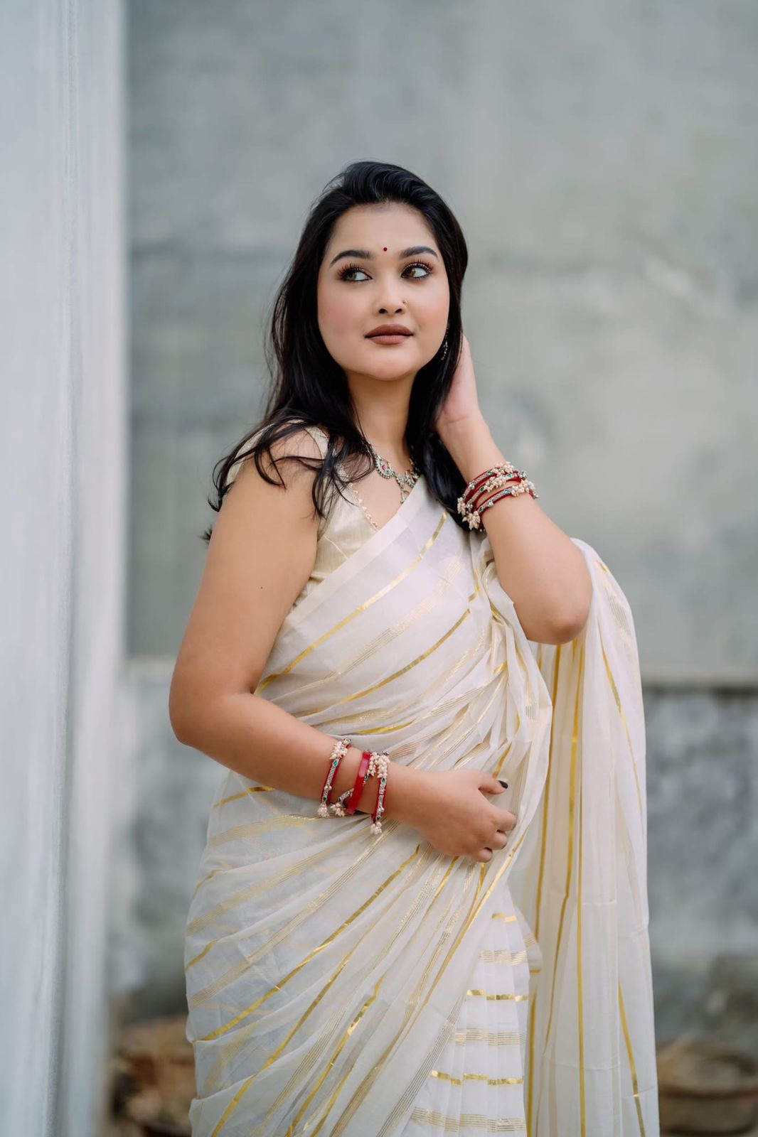 Handloom white jori work saree_img_8