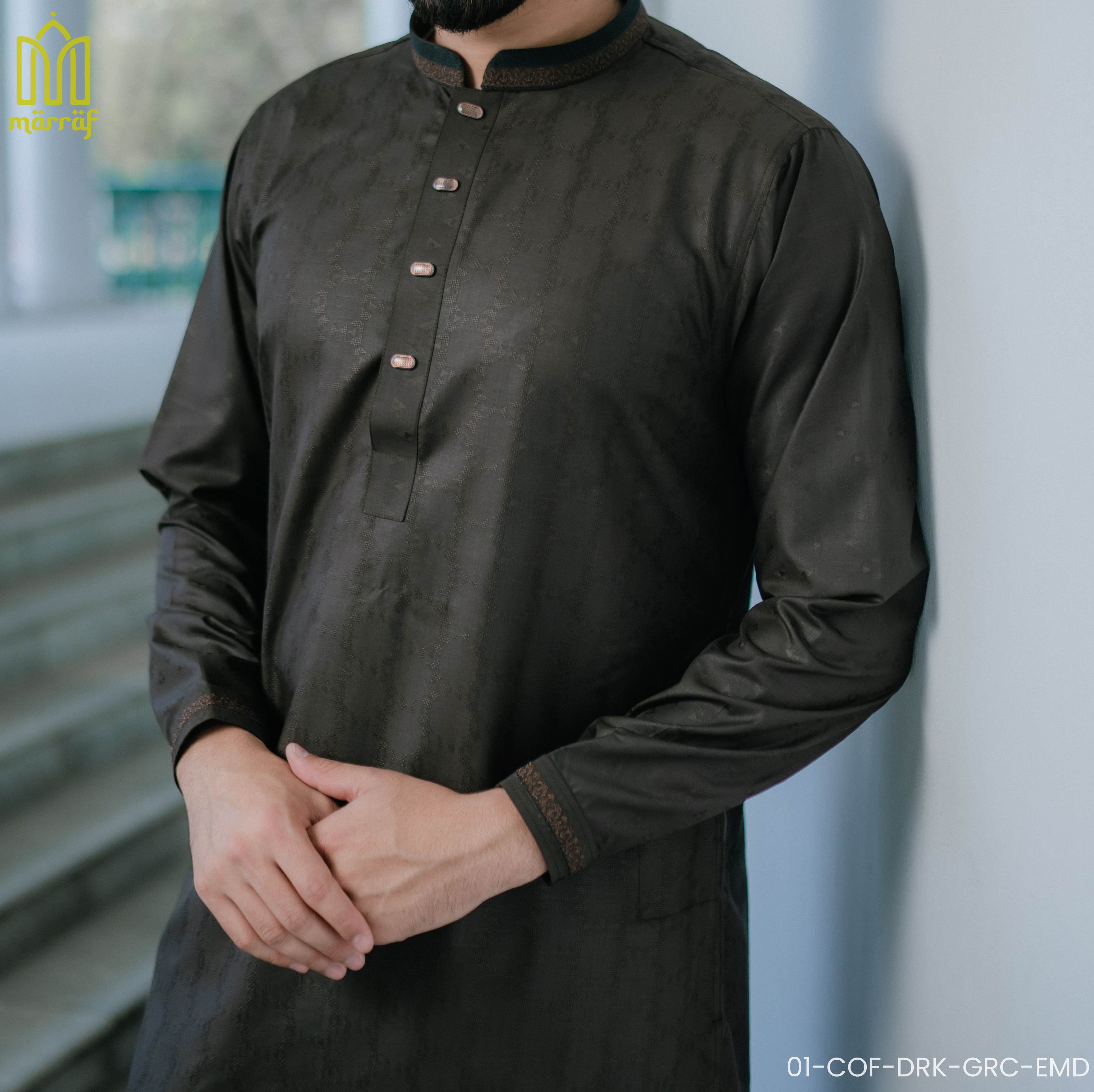 𝐎𝐩𝐮𝐥𝐞𝐧𝐭 𝐃𝐚𝐫𝐤 𝐑𝐢𝐜𝐡 𝐂𝐨𝐟𝐟𝐞𝐞 𝐆𝐫𝐚𝐜𝐞 𝐕𝐢𝐬𝐜𝐨𝐬𝐞 𝐏𝐚𝐧𝐣𝐚𝐛𝐢 𝐰𝐢𝐭𝐡 𝐄𝐥𝐞𝐠𝐚𝐧𝐭 𝐄𝐦𝐛𝐫𝐨𝐢𝐝𝐞𝐫𝐲_img_3