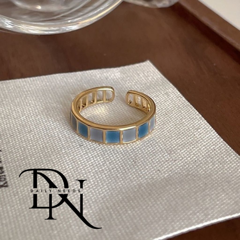 Emerald Open Ring for Women & Men | Minimalist Geometric Adjustable Alloy Ring | European & American Trend Jewelry Spring 2025_img_16