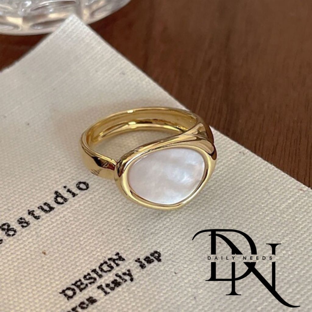 Emerald Open Ring for Women & Men | Minimalist Geometric Adjustable Alloy Ring | European & American Trend Jewelry Spring 2025_img_17