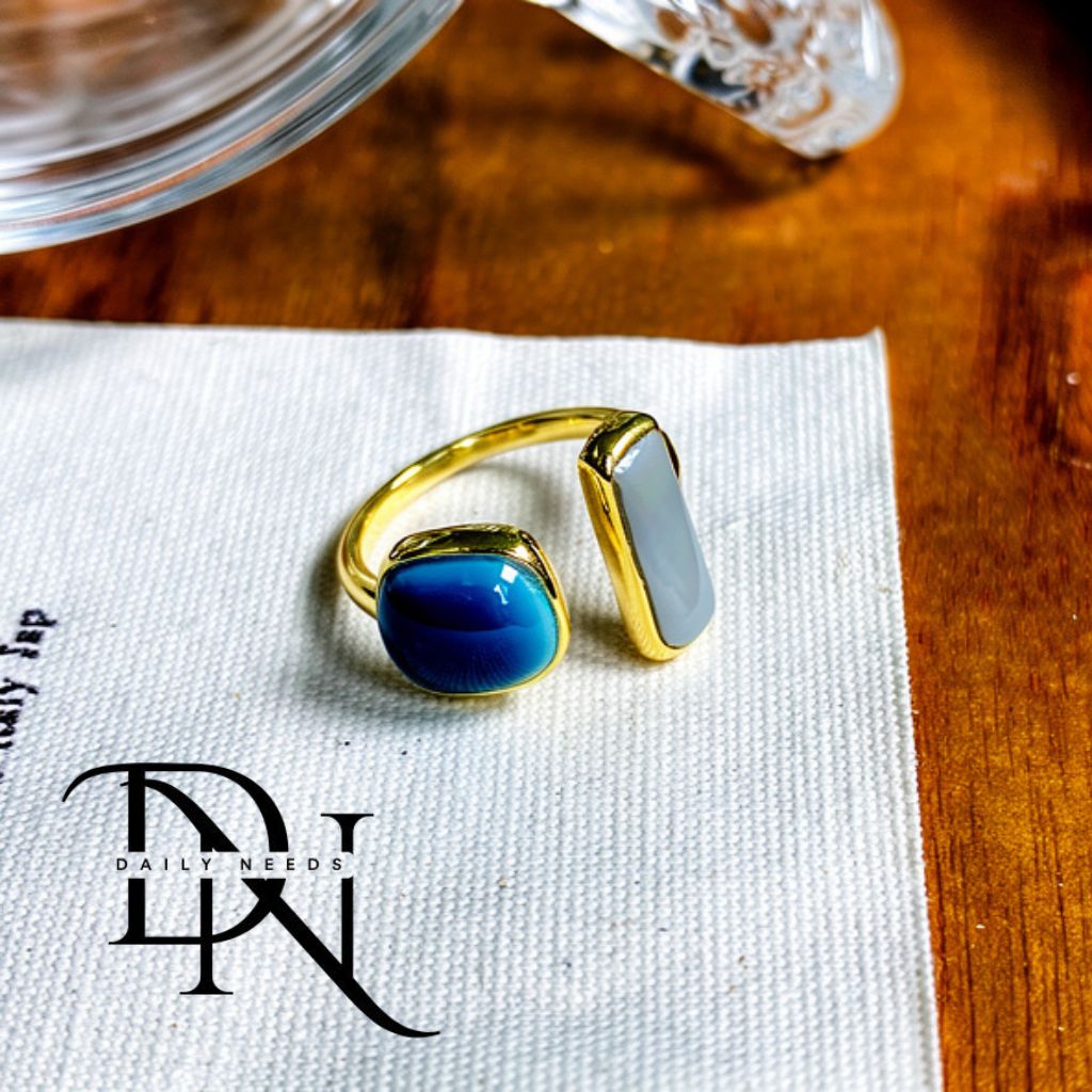 Emerald Open Ring for Women & Men | Minimalist Geometric Adjustable Alloy Ring | European & American Trend Jewelry Spring 2025_img_5