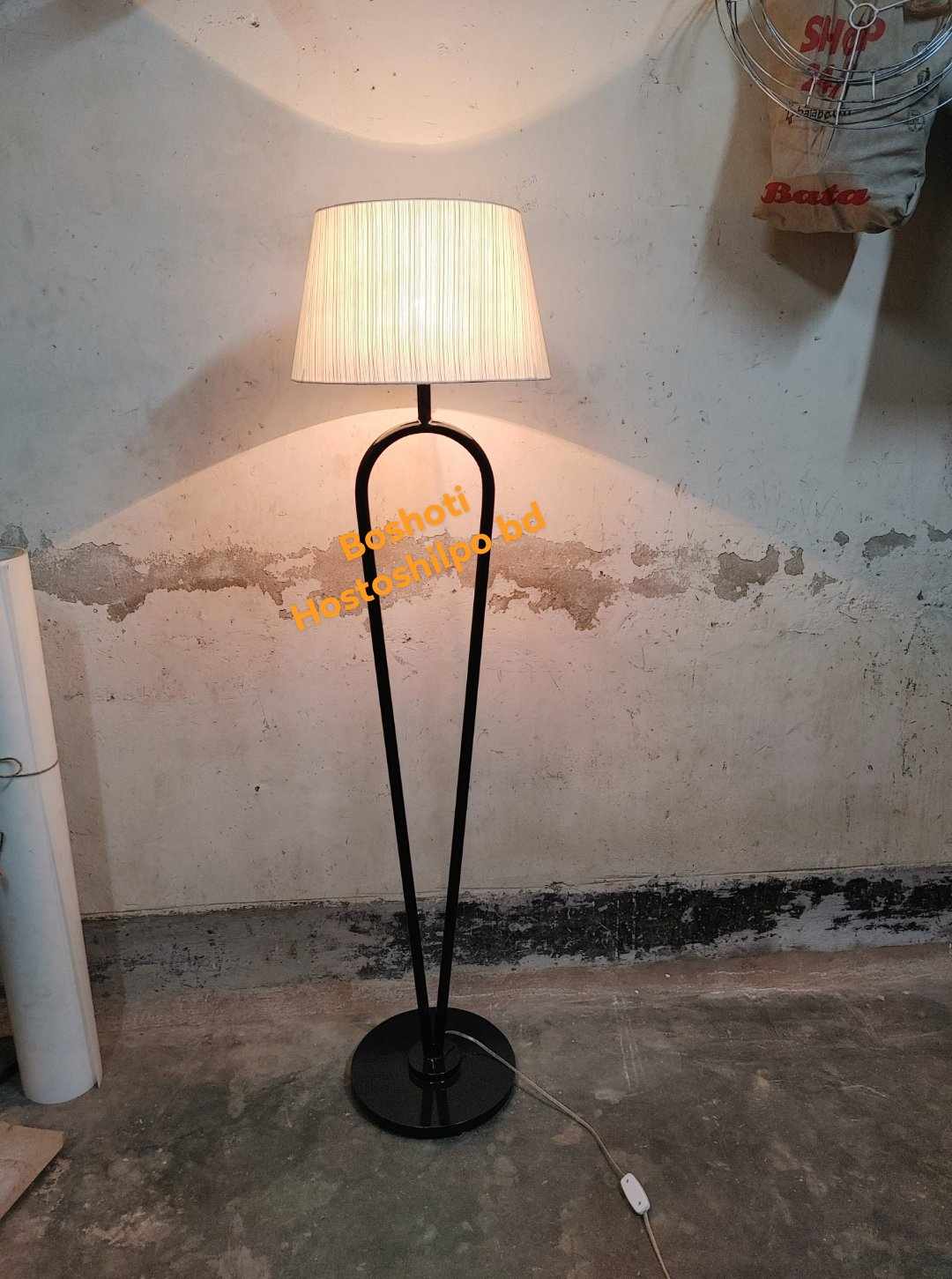 Corner stand lamp_img_1