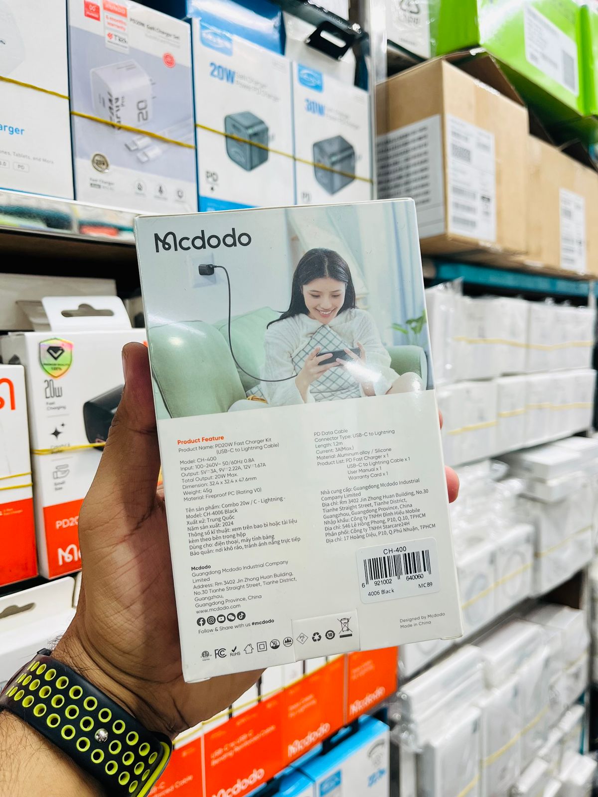 Mcdodo PD 20W Fast Charger Kit Adapter USB-C to Lightning Cable (CH-400)_img_1