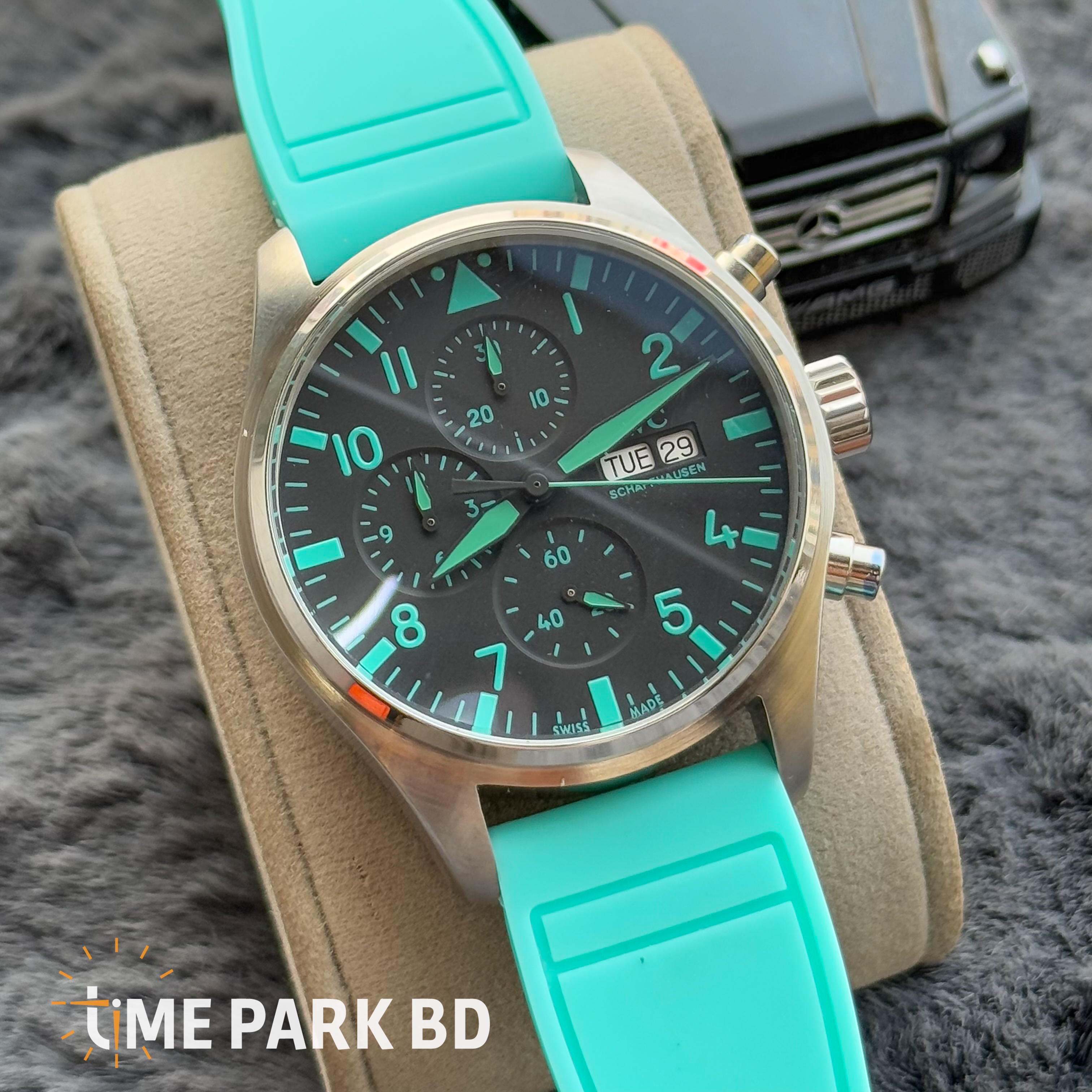 IWC Pilot Auto Cyan Light Color Euro Grade_img_1