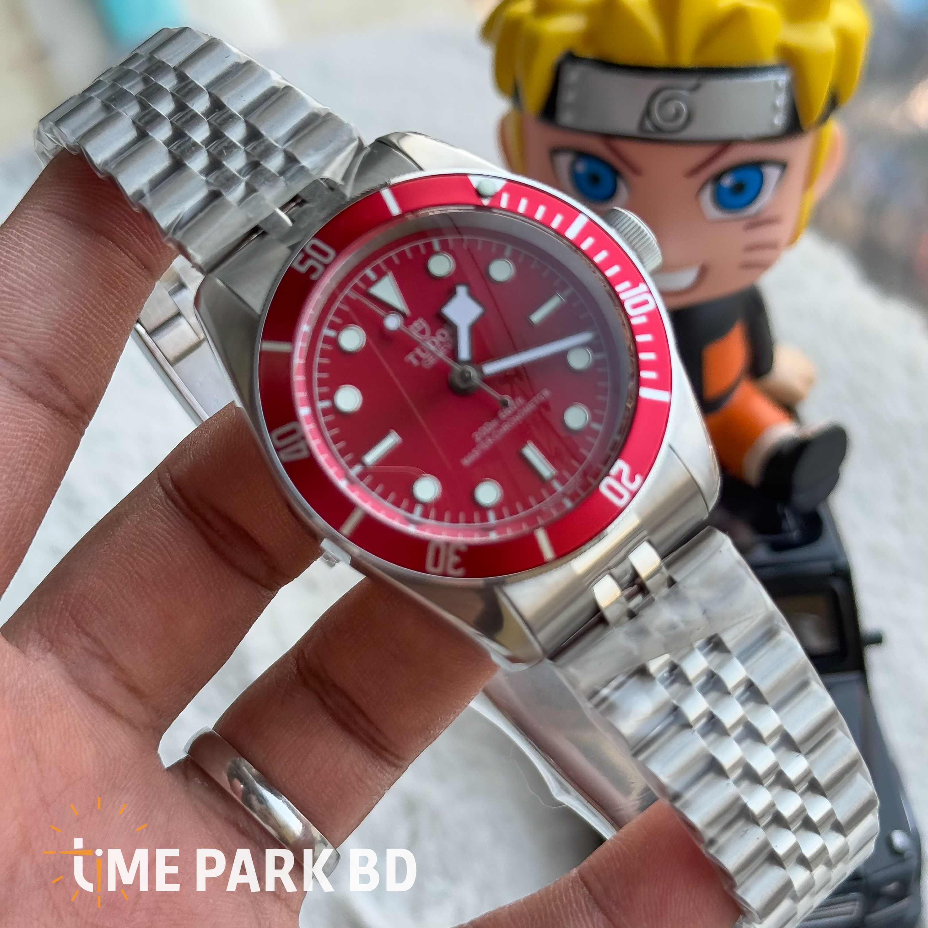 Tudor Cherry Red Euro Grade automatic movement_img_2