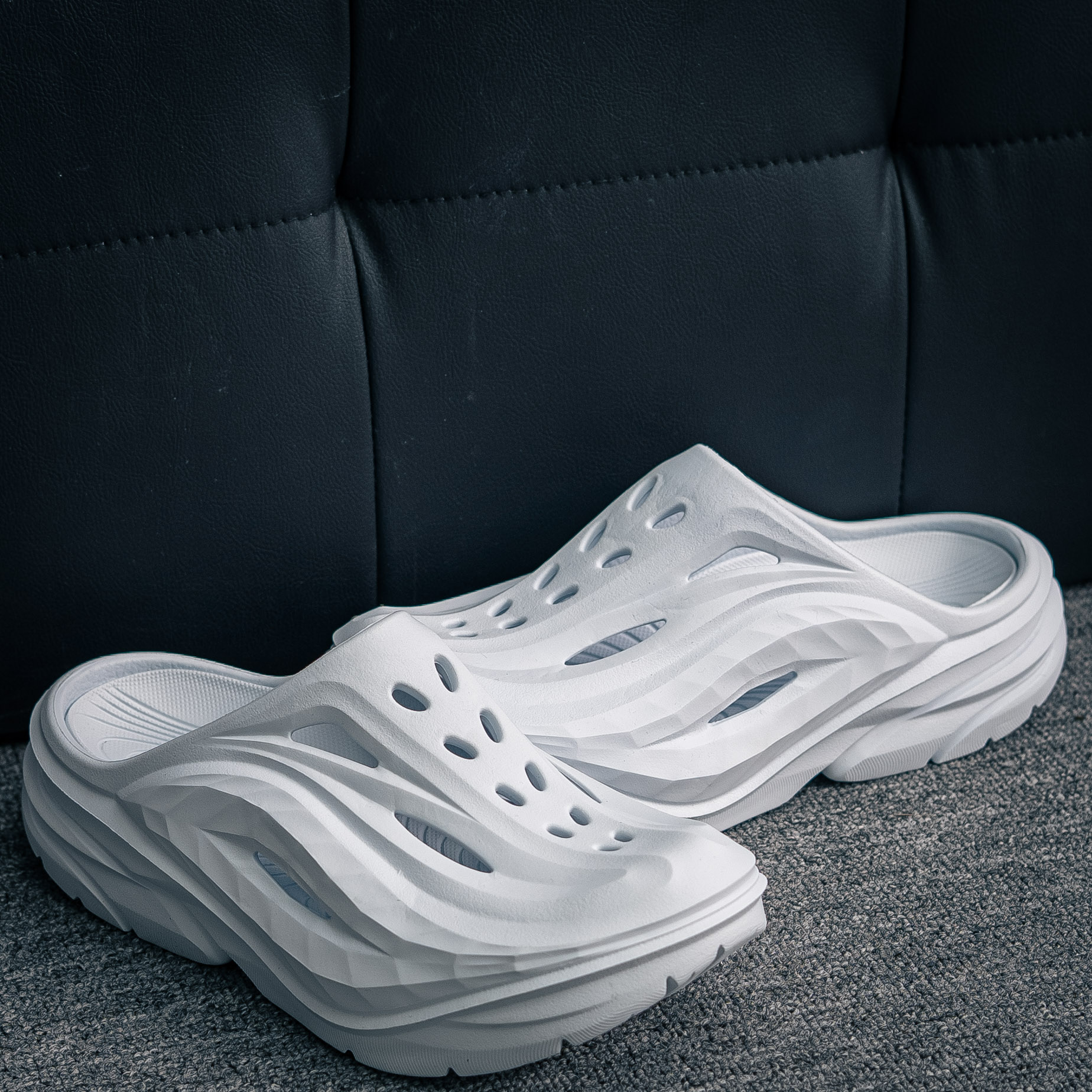 Hoka Ora Recovery Mule (1:1)_img_0