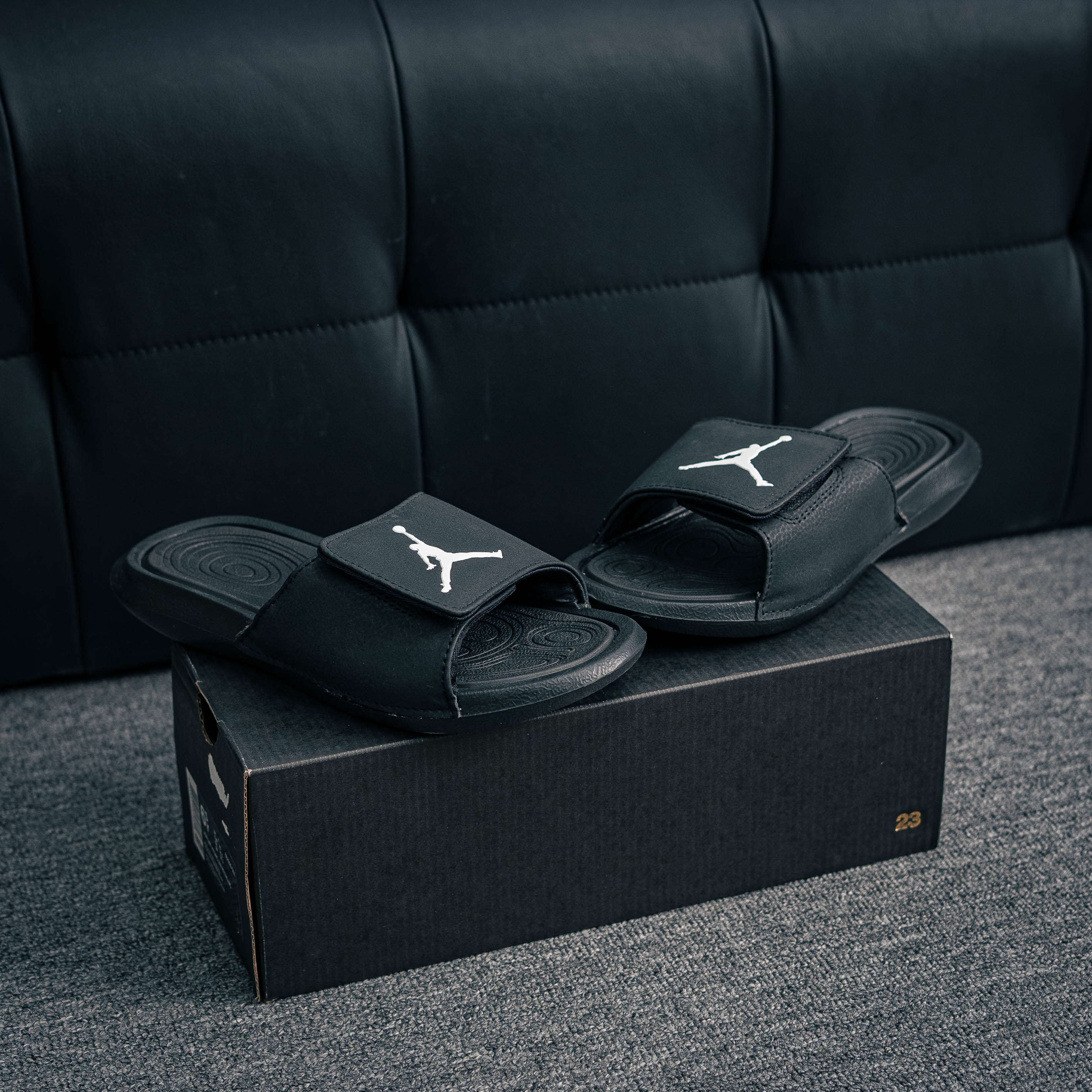 Jordan Hydro 4 slides (1:1)_img_0