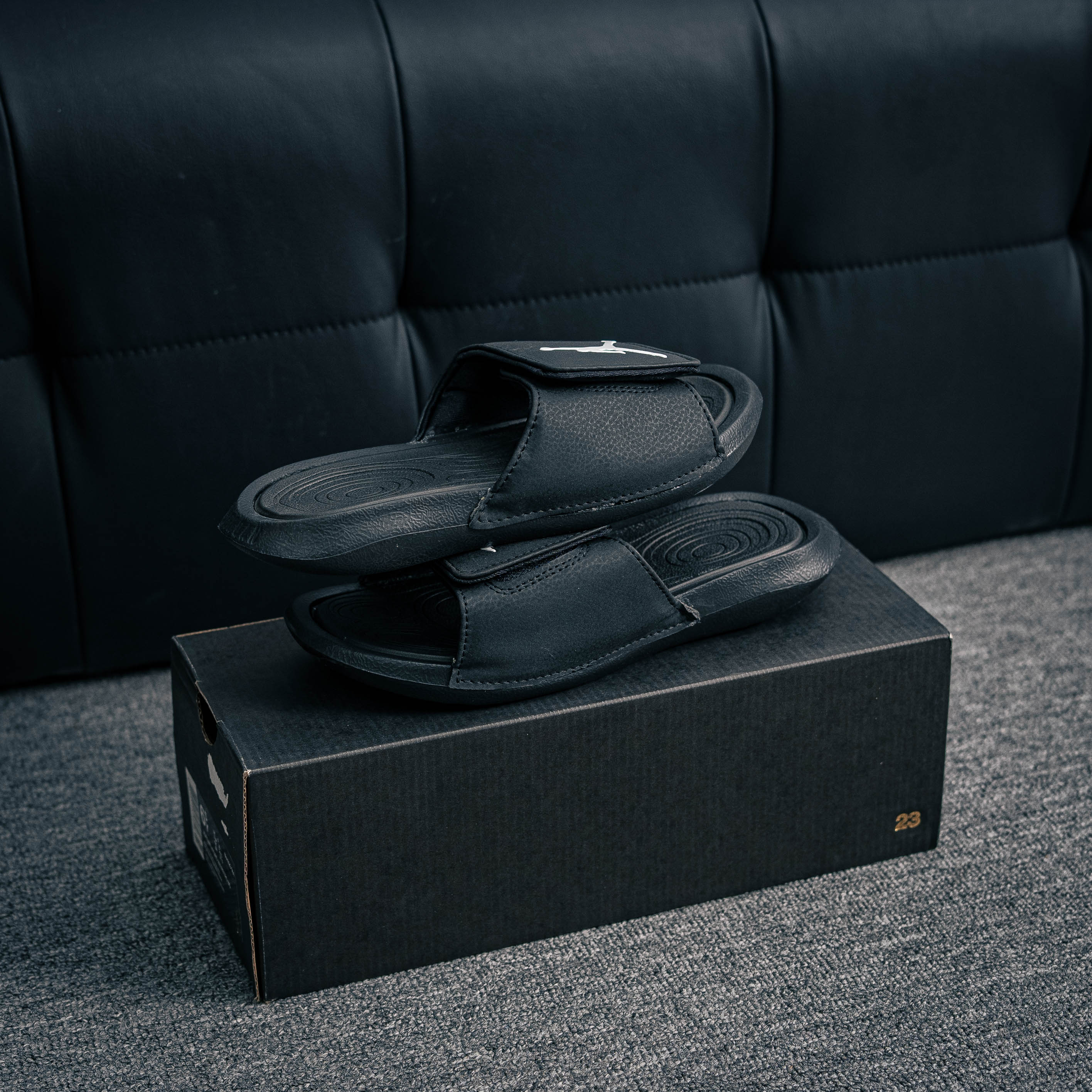 Jordan Hydro 4 slides (1:1)_img_1