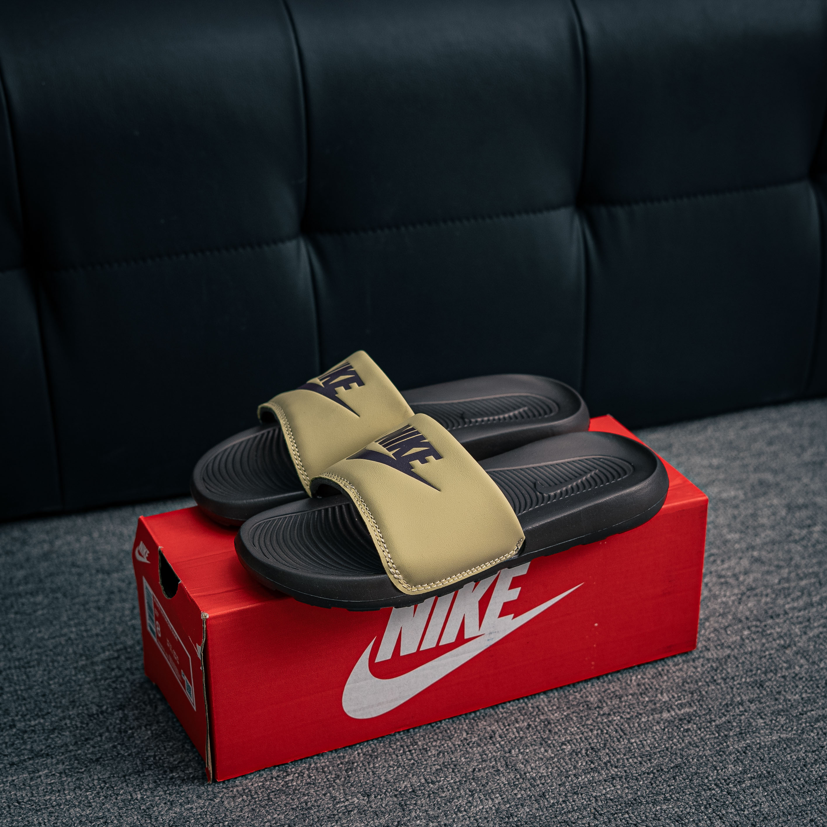 Nike Victori One slide (1:1)_img_3