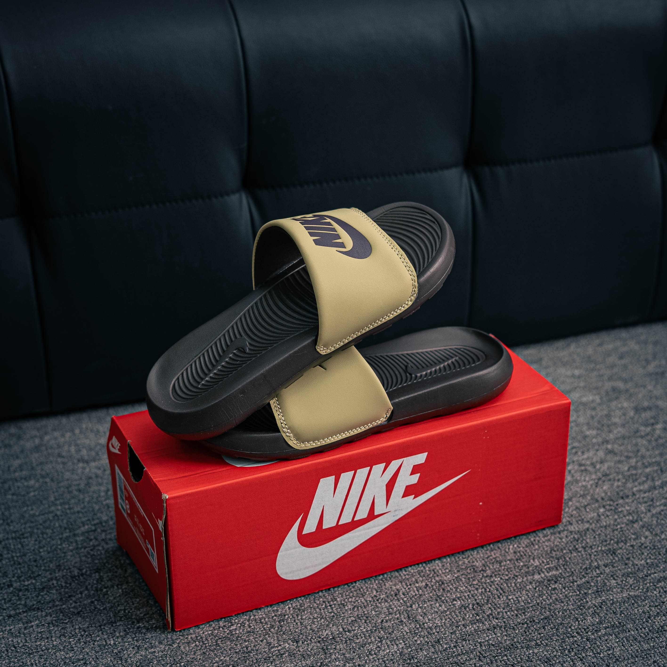 Nike Victori One slide (1:1)_img_1