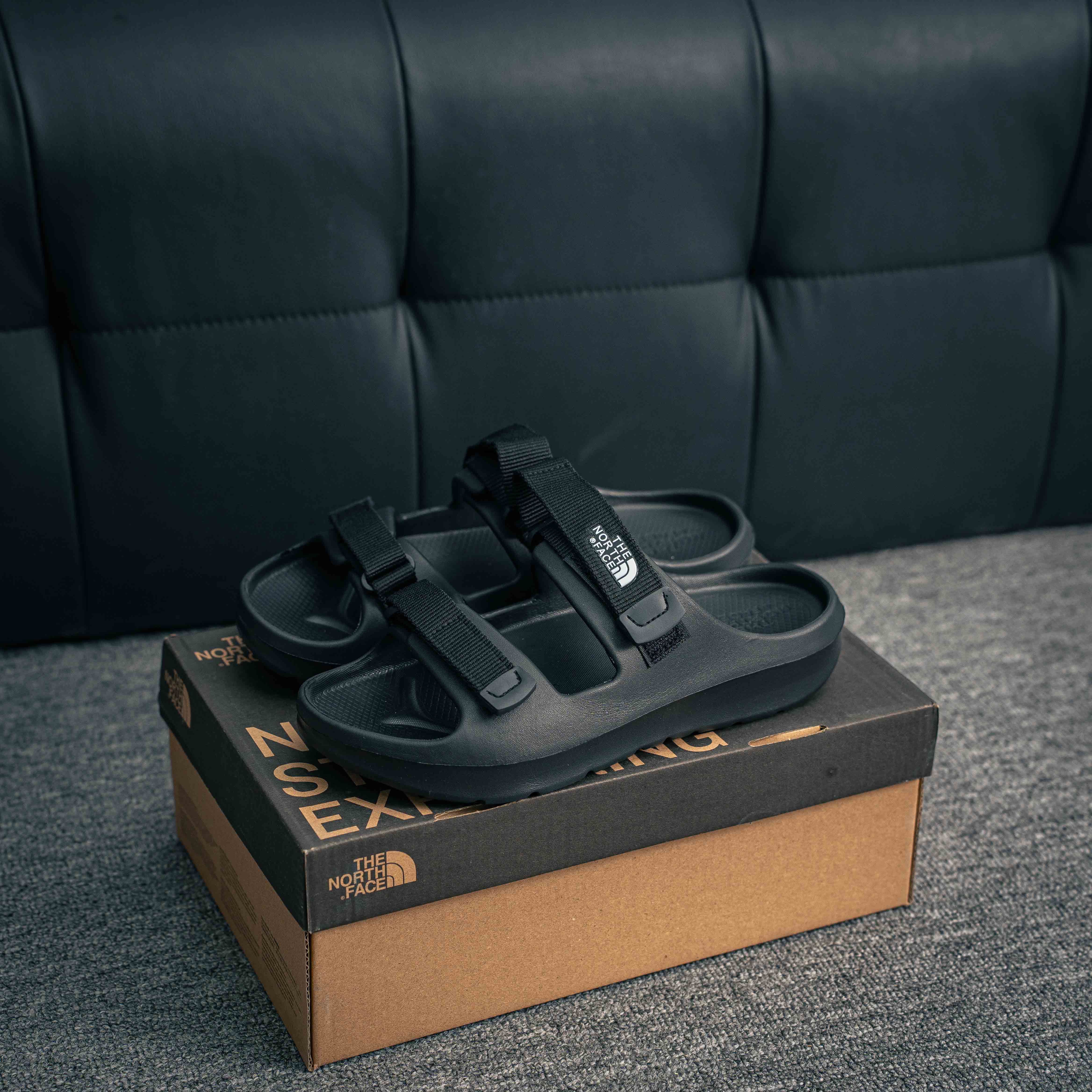 North Face Tacoma Slide (1:1)_img_3