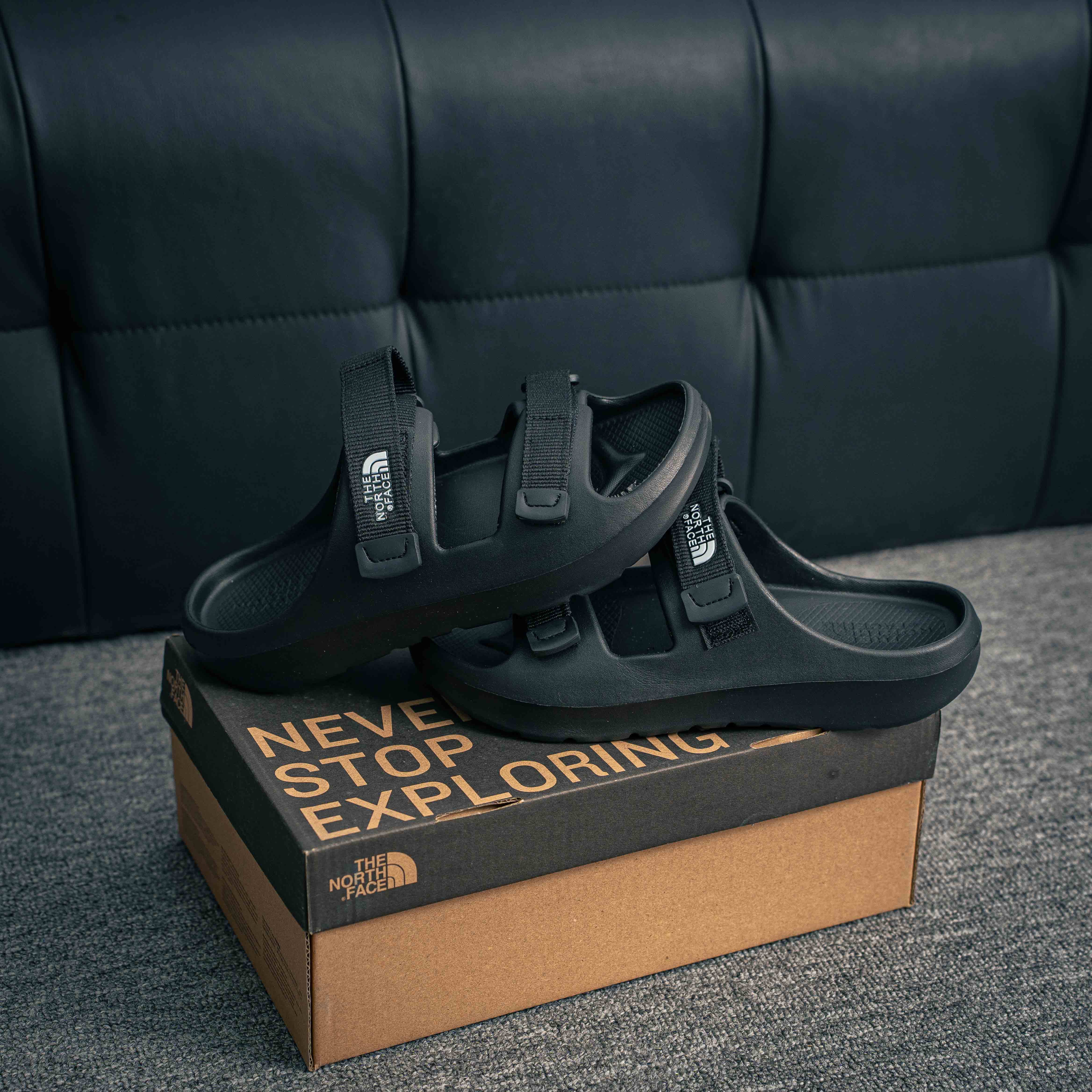 North Face Tacoma Slide (1:1)_img_1