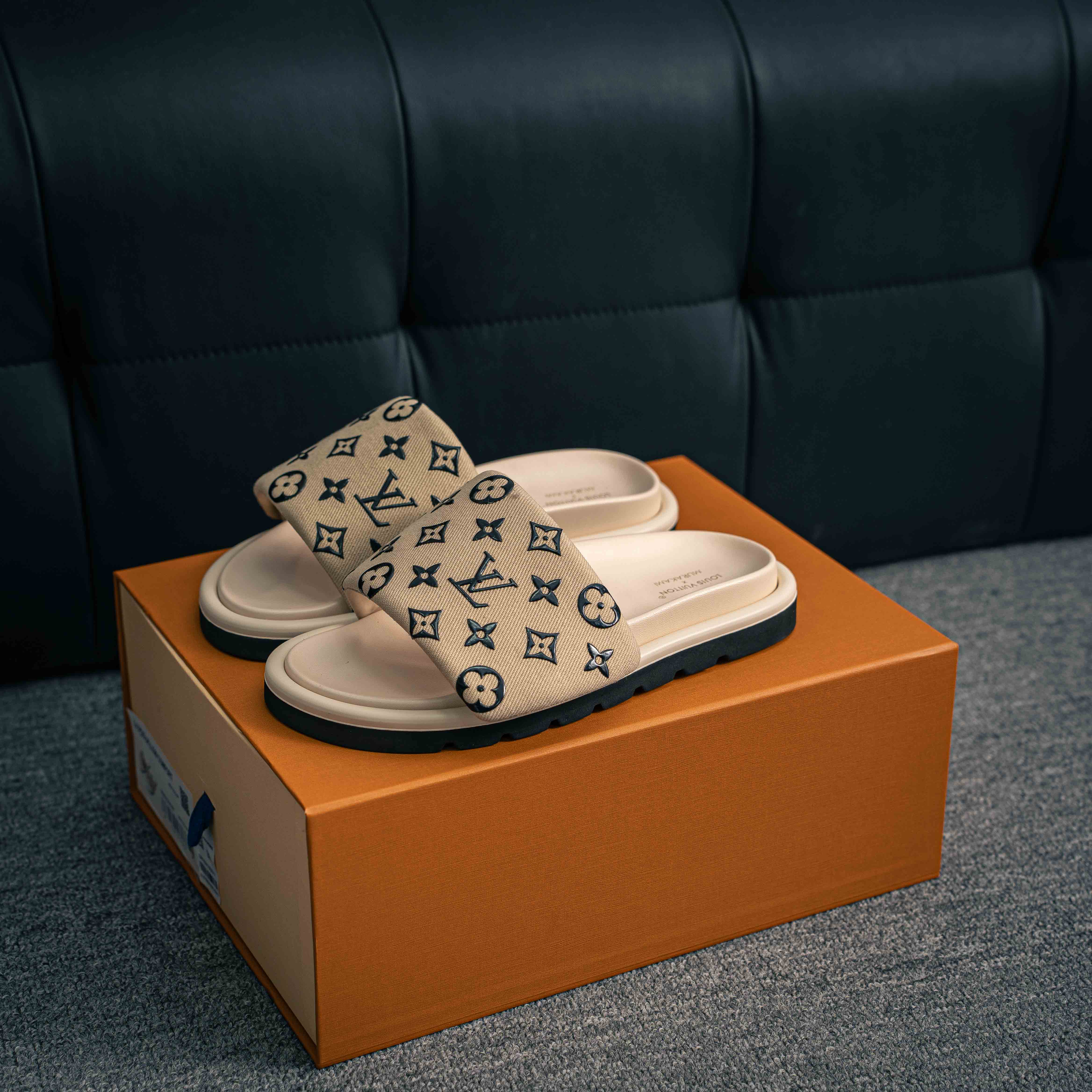 Louis Vuitton Miami Mule (1:1)_img_3