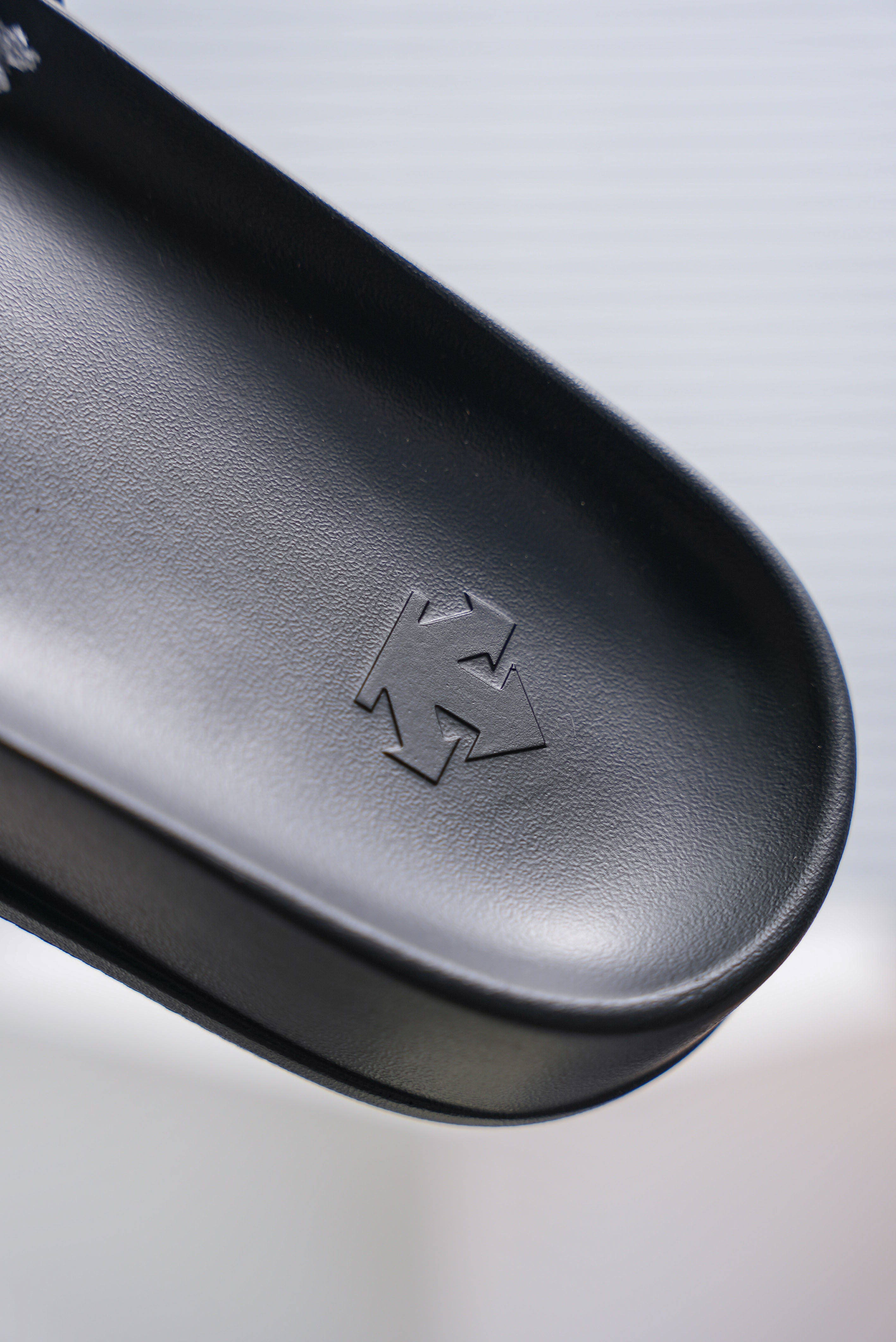 Balenciaga Pool Slide Sandals (1:1)_img_7