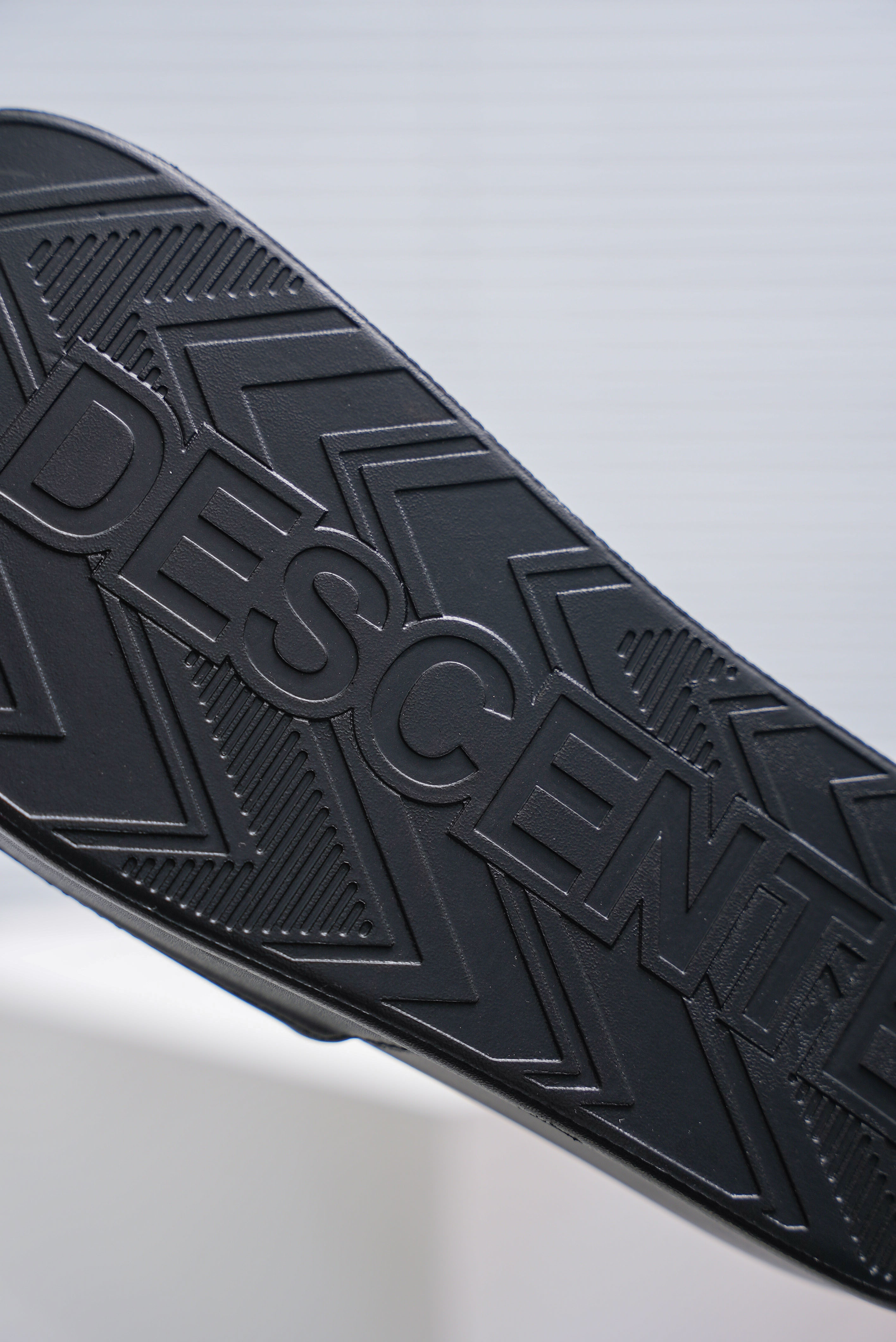 Balenciaga Pool Slide Sandals (1:1)_img_8