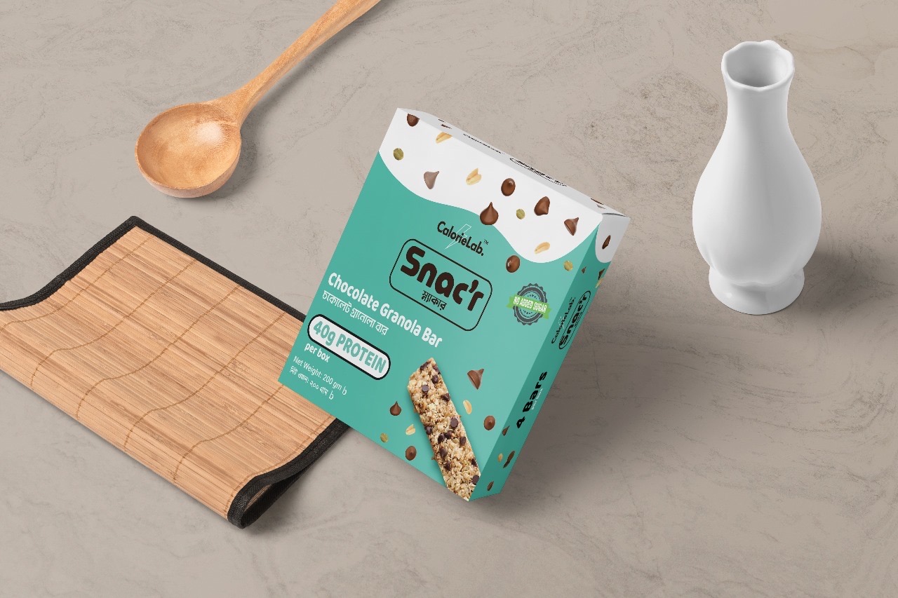 SNACR Chocolate Granola Bar 4pack_img_2