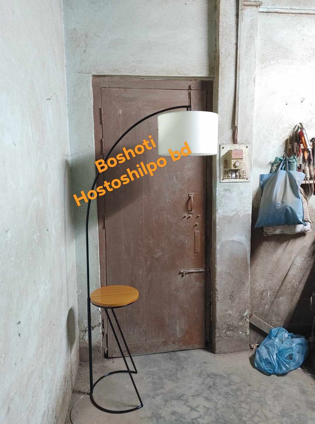 Iron corner stand lamp_img_1