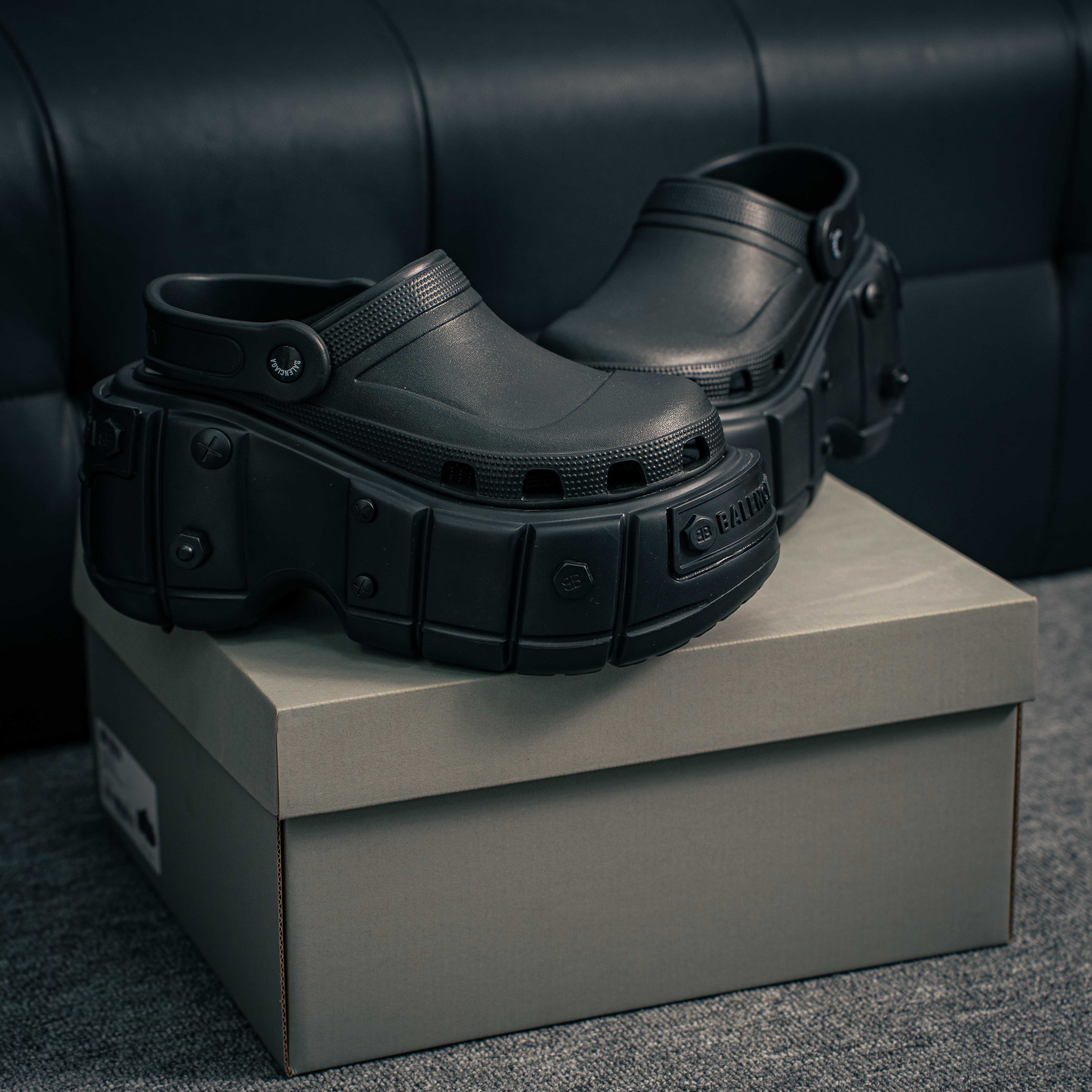 Balenciaga Hardcrocs Mules (1:1)_img_0