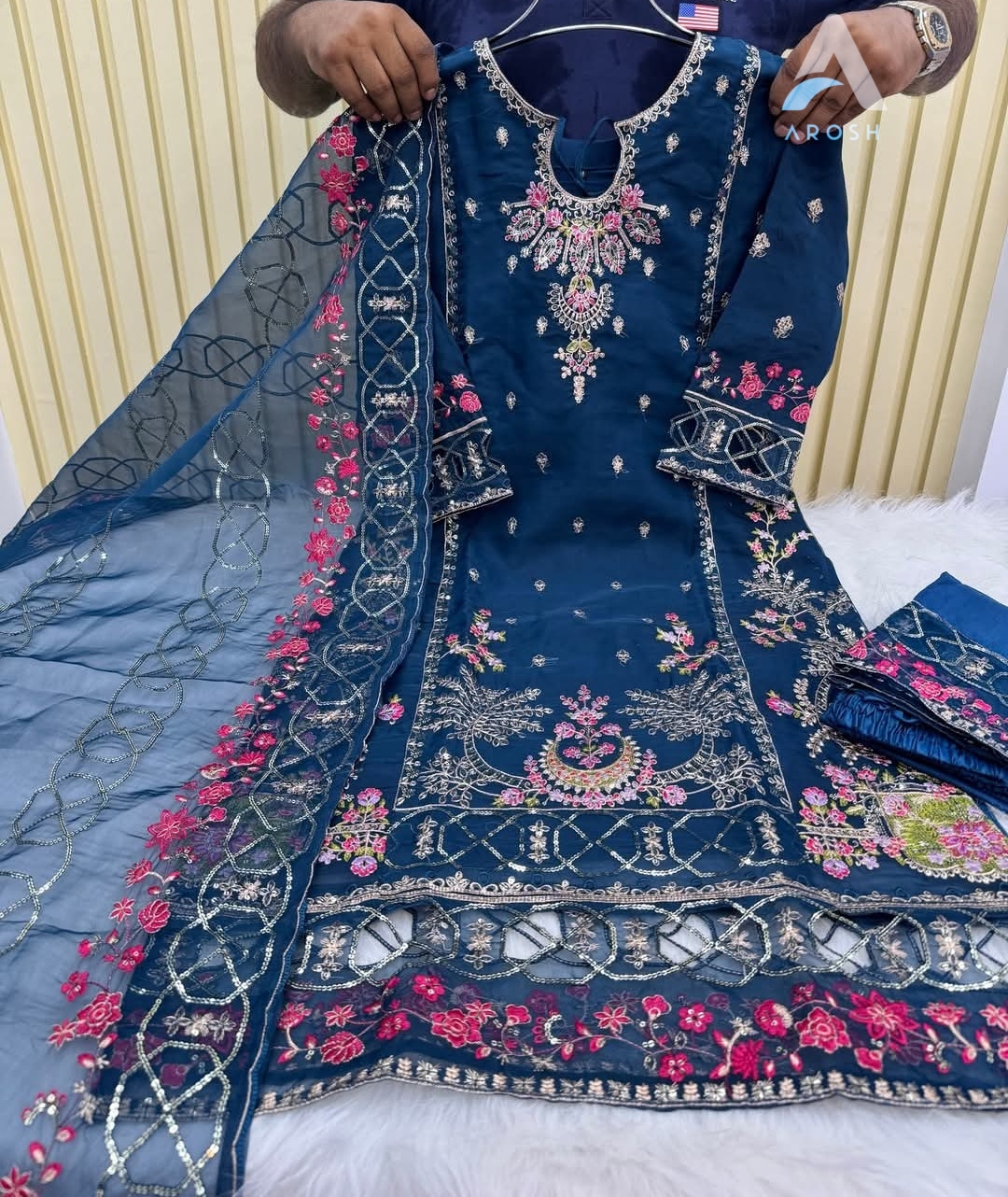 Pakistani Inspired Aganoor Three pieces