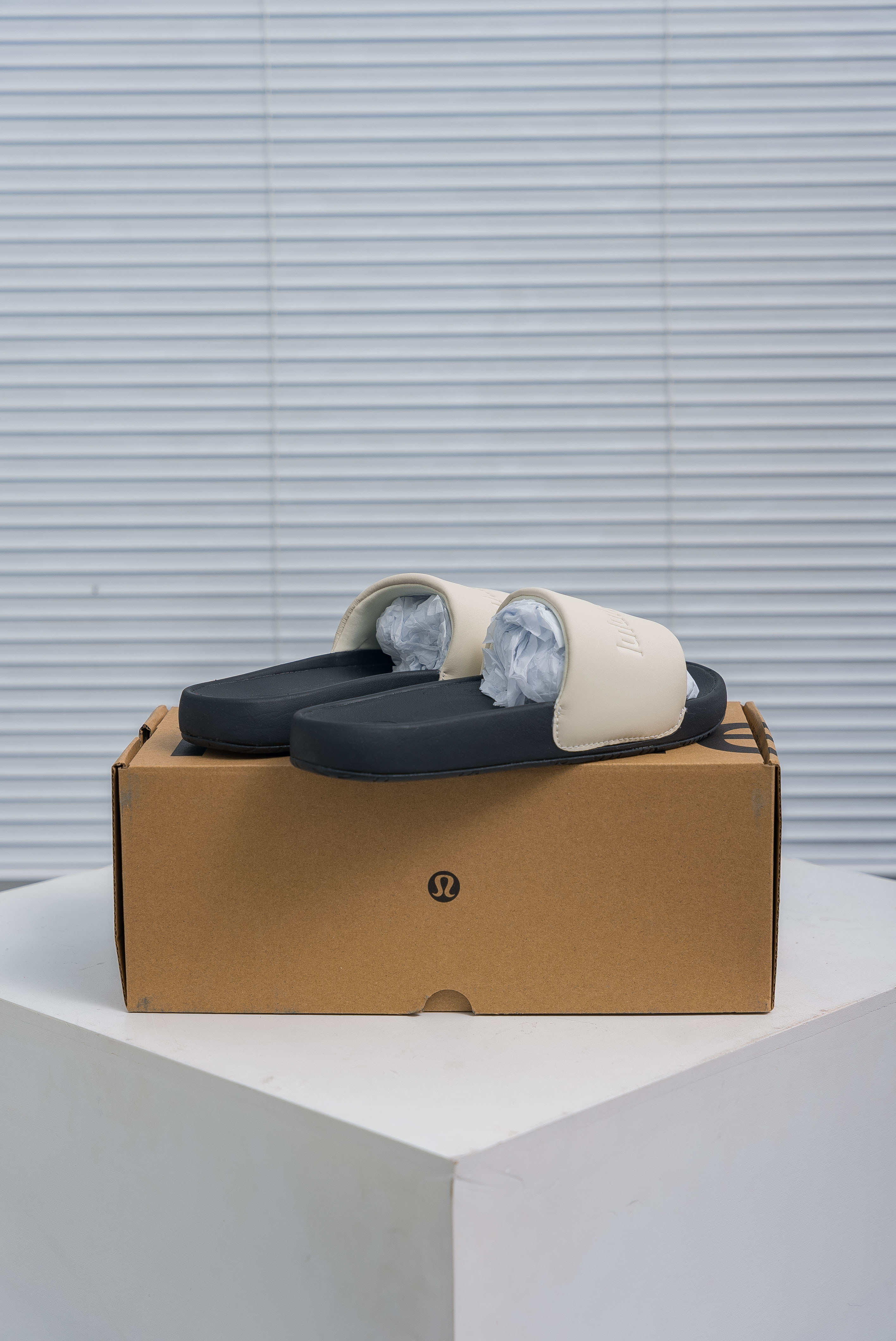 Lululemon Restfeel Slides (1:1)_img_3