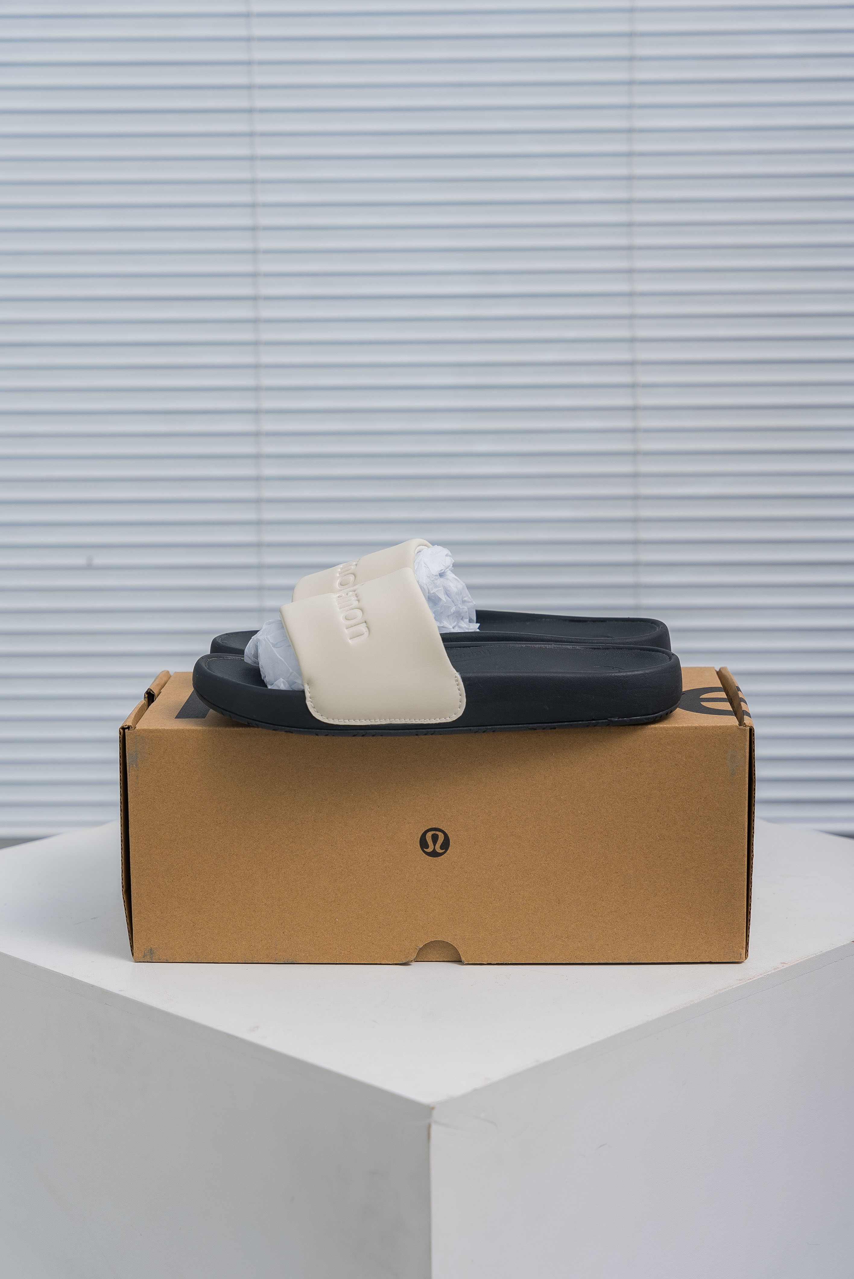 Lululemon Restfeel Slides (1:1)_img_4