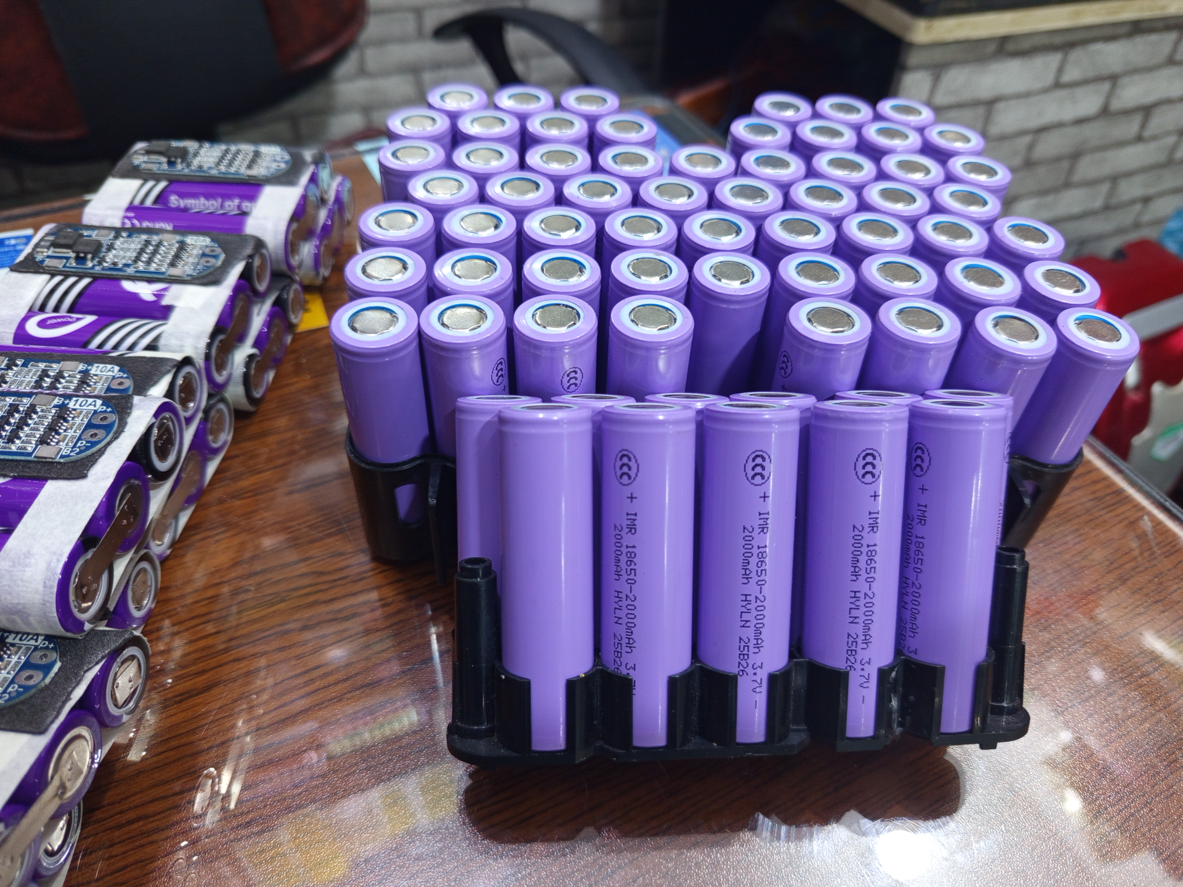 3.7v 2000mah 18650 new original lithium ion battery_img_1