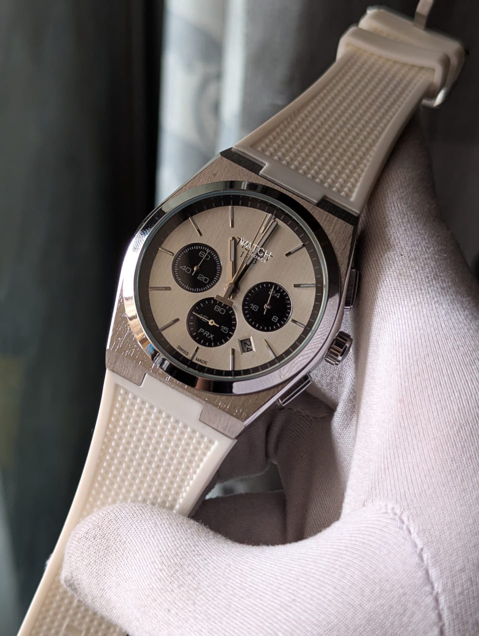 Tissot Chronograph White S Watch_img_1