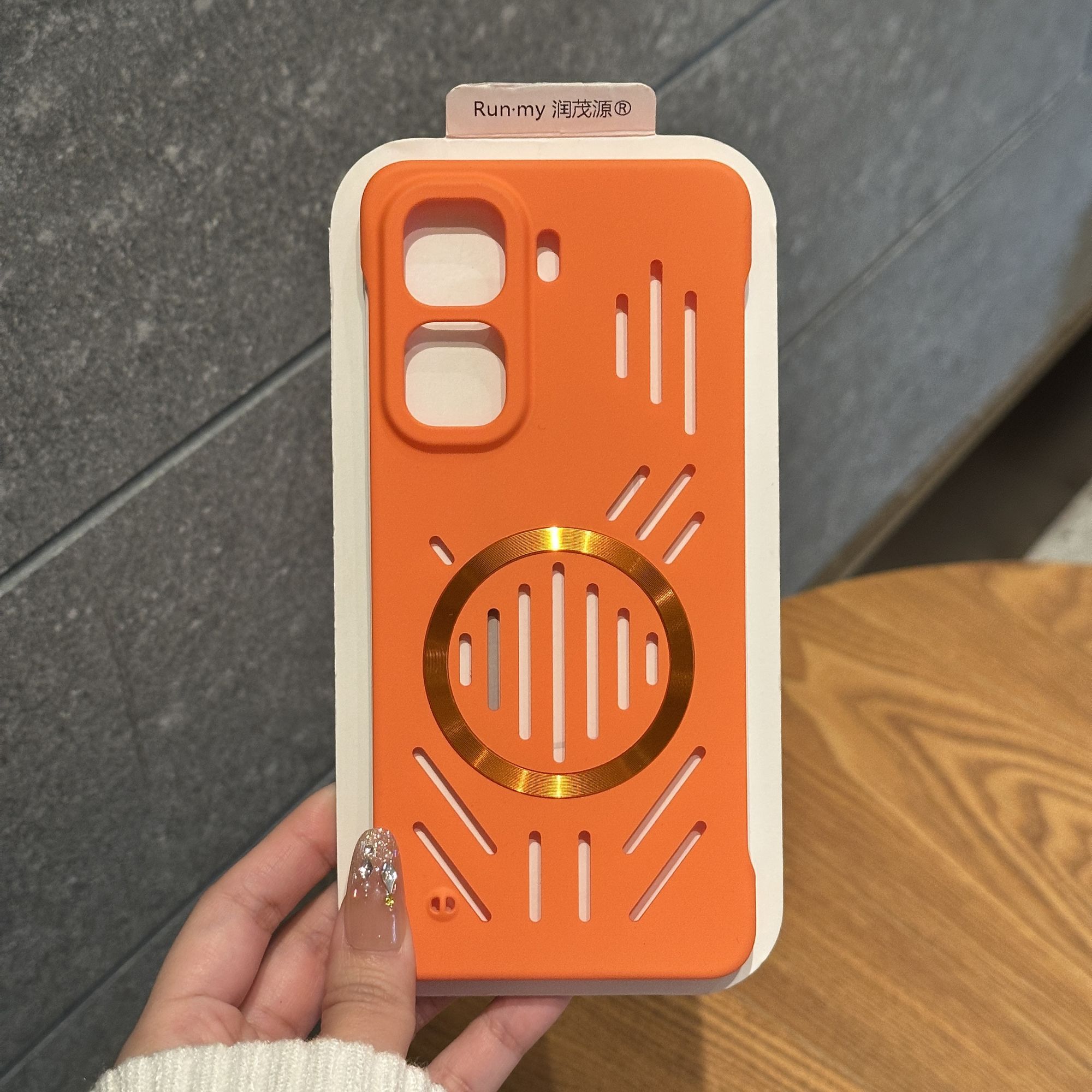 iQOO Neo11 Magnetic Frameless Hard Cover_img_4