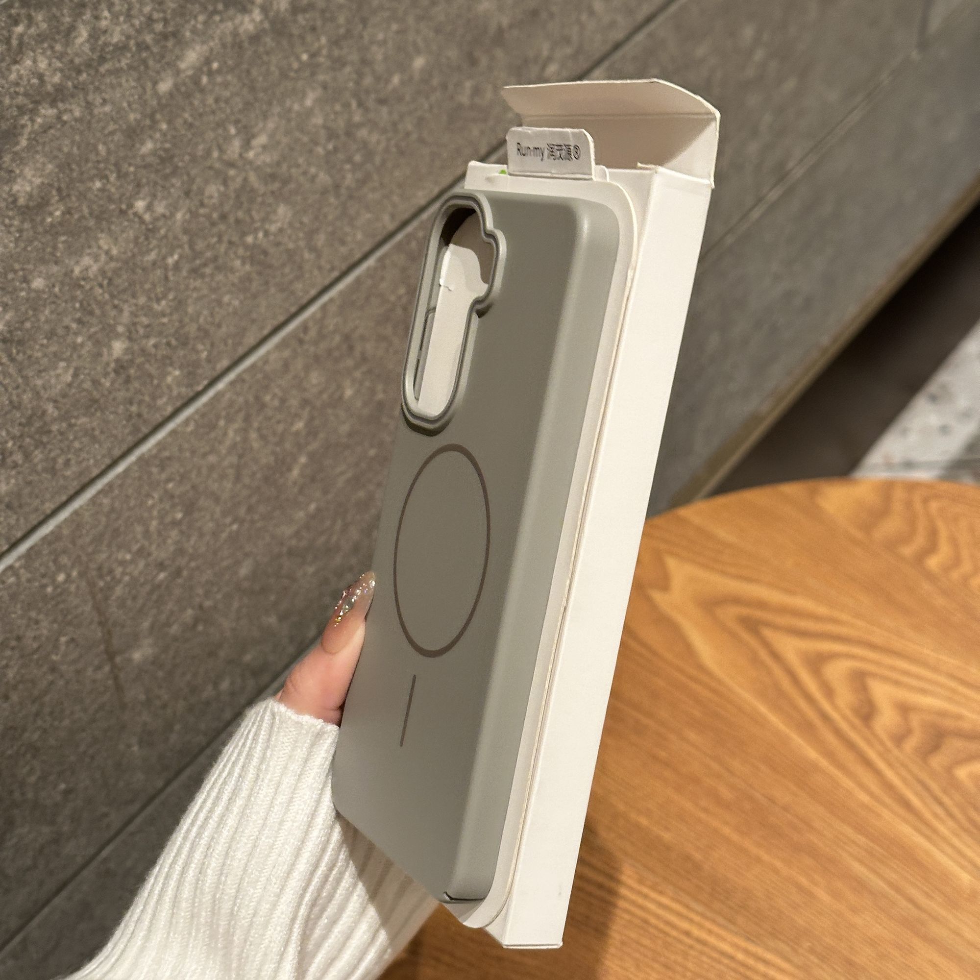 iQOO Neo11 Skin-like Feel Magnetic ring Hard Pc Cover_img_1