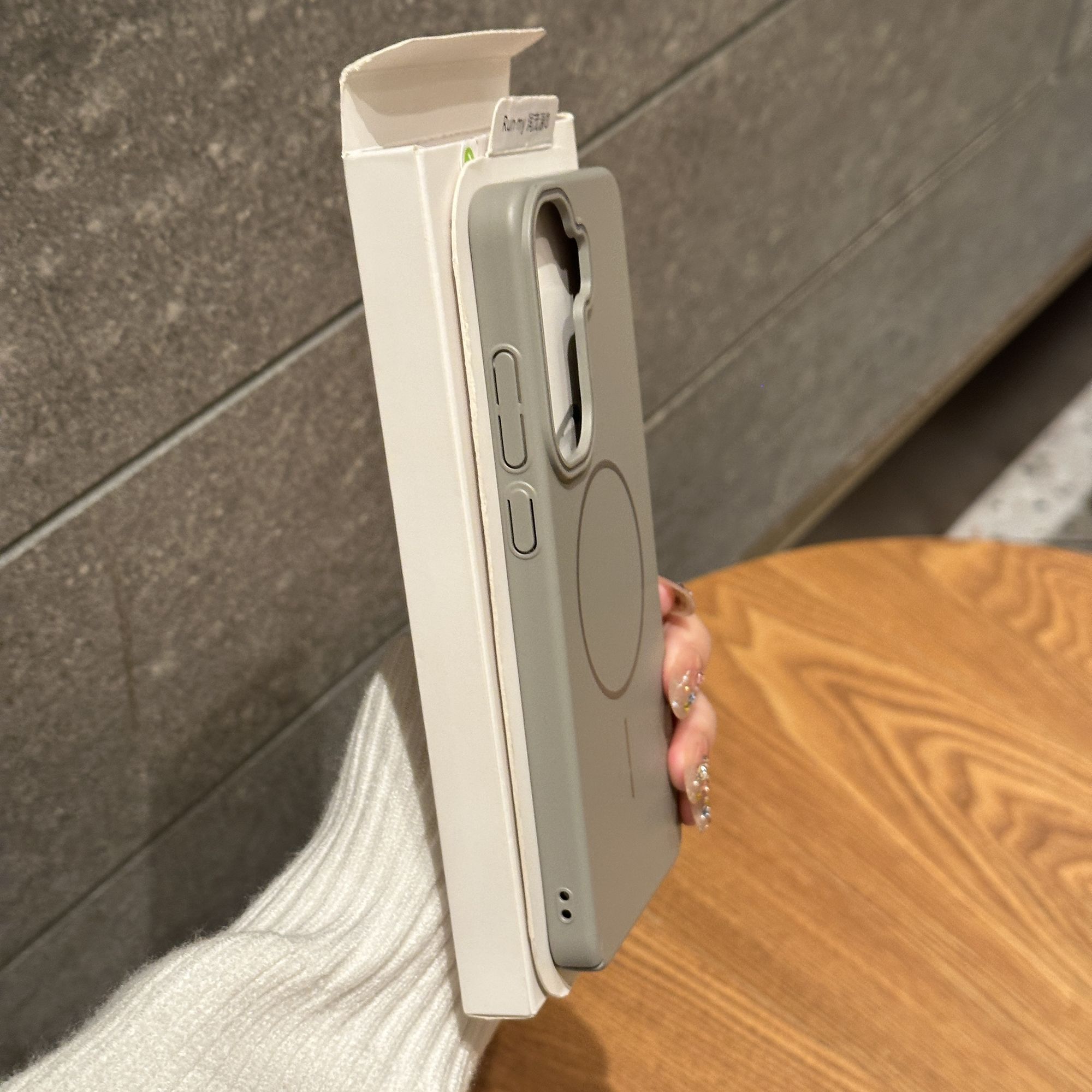 iQOO Neo11 Skin-like Feel Magnetic ring Hard Pc Cover_img_2