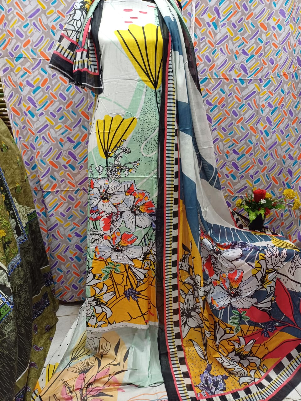 Digital Print LawnThree Piece_img_0