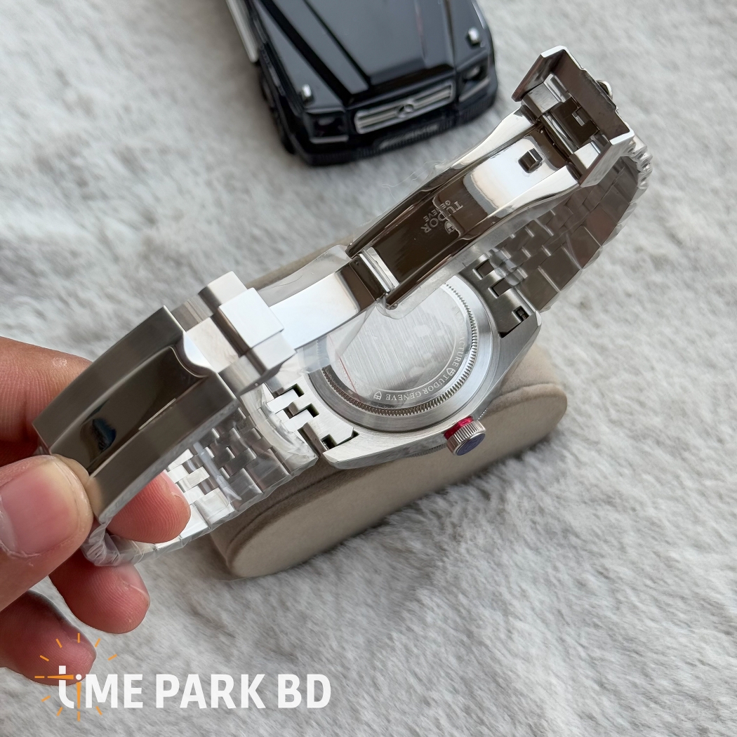 Tudor Cherry Red | EURO Grade automatic movement_img_2