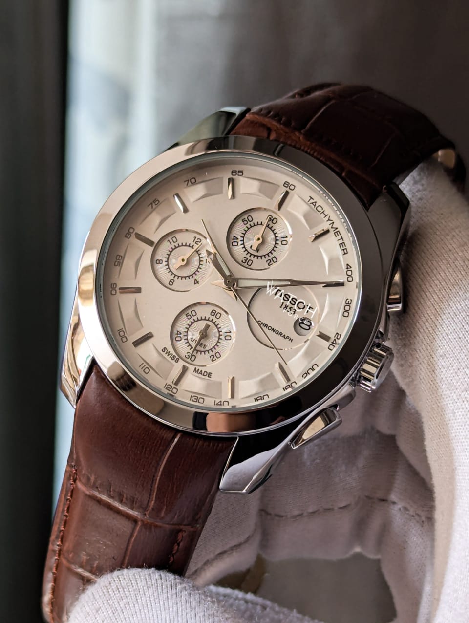 Tissot Chronograph White Face_img_1